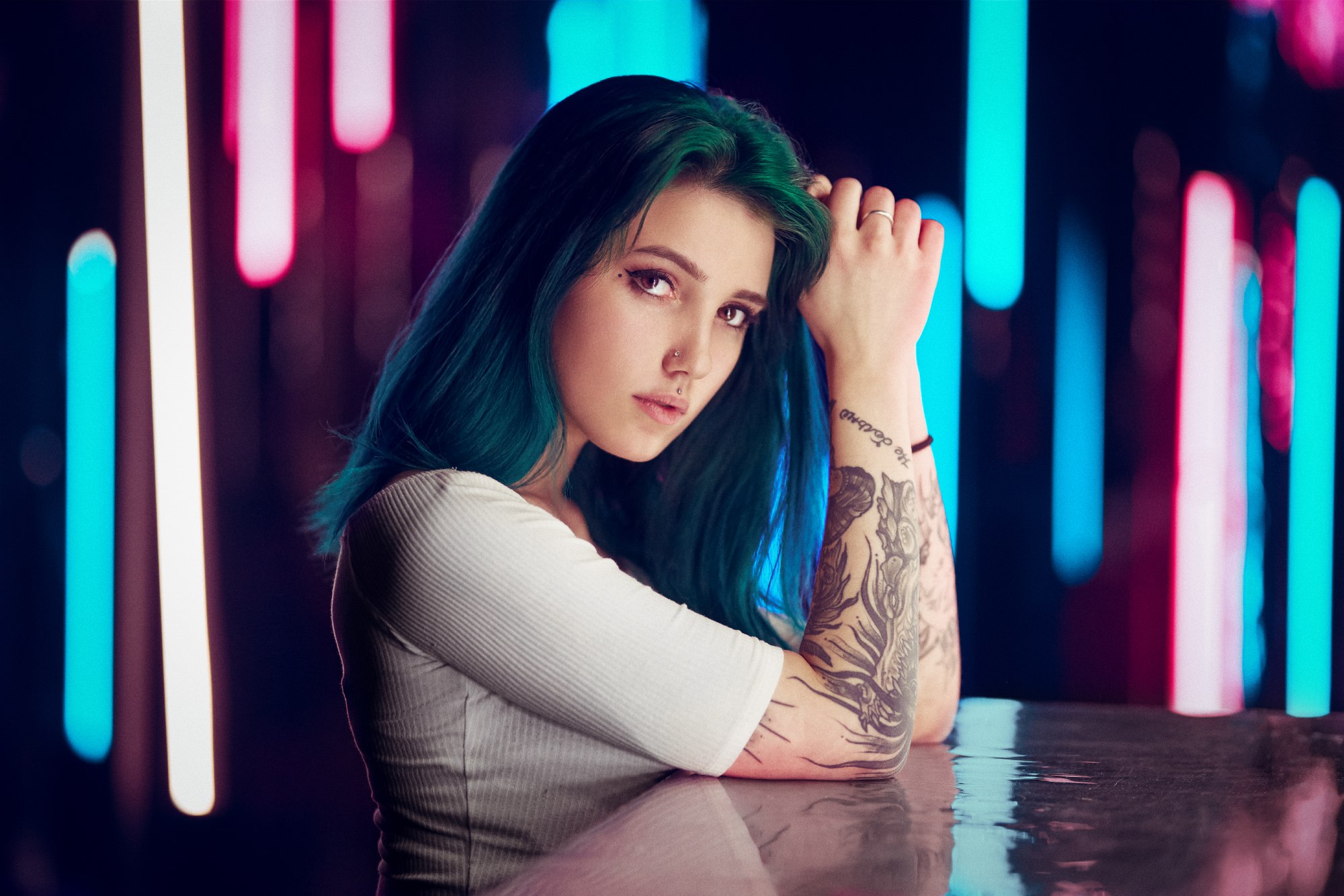 Free download wallpaper Tattoo, Model, Women, Blue Hair, Brown Eyes on your PC desktop