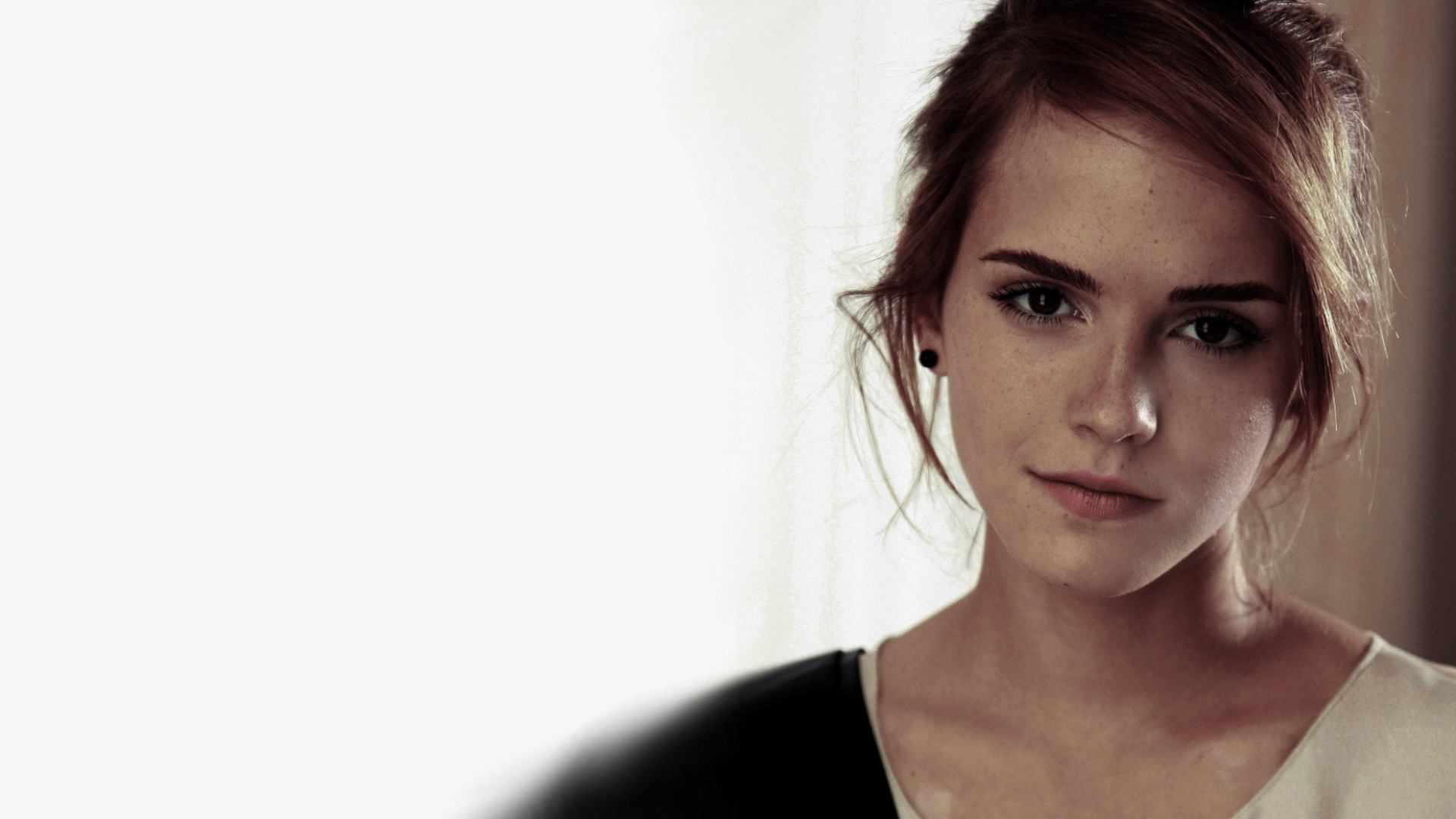 Free download wallpaper Celebrity, Emma Watson on your PC desktop