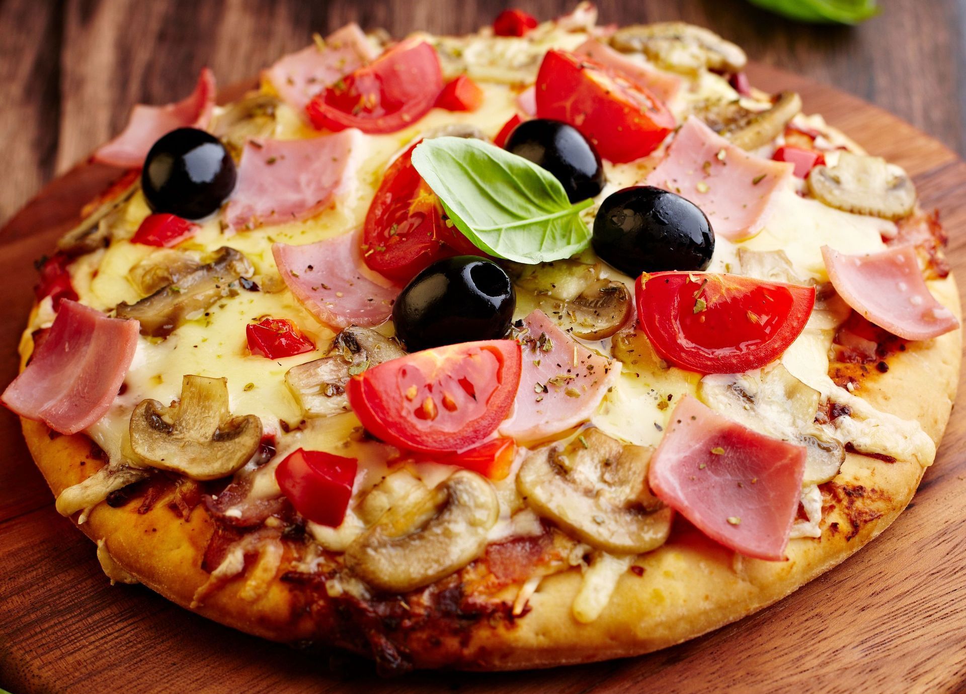 Descarga gratis la imagen Pizza, Queso, Champiñón, Tomate, Alimento en el escritorio de tu PC
