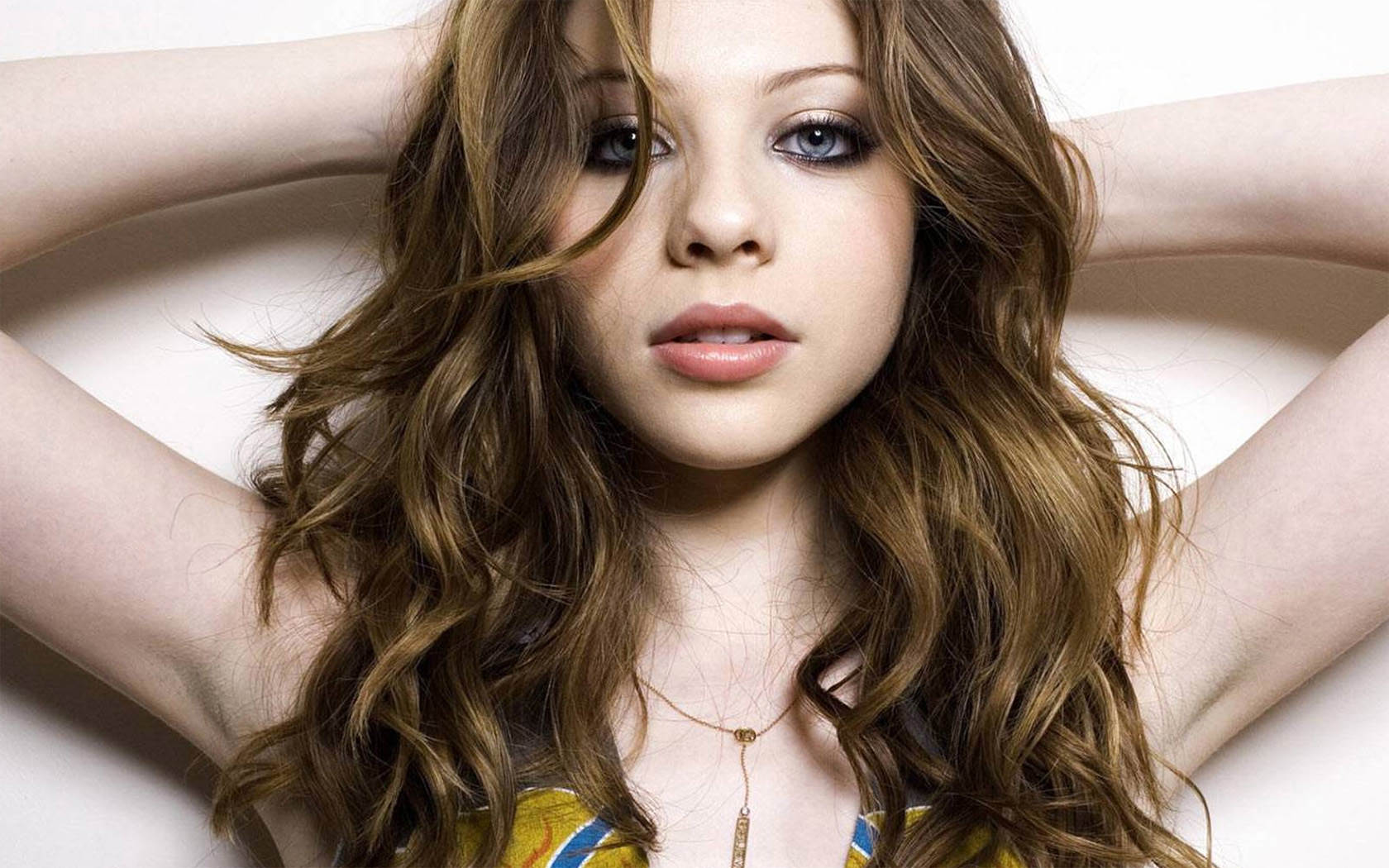 Download mobile wallpaper Michelle Trachtenberg, Celebrity for free.