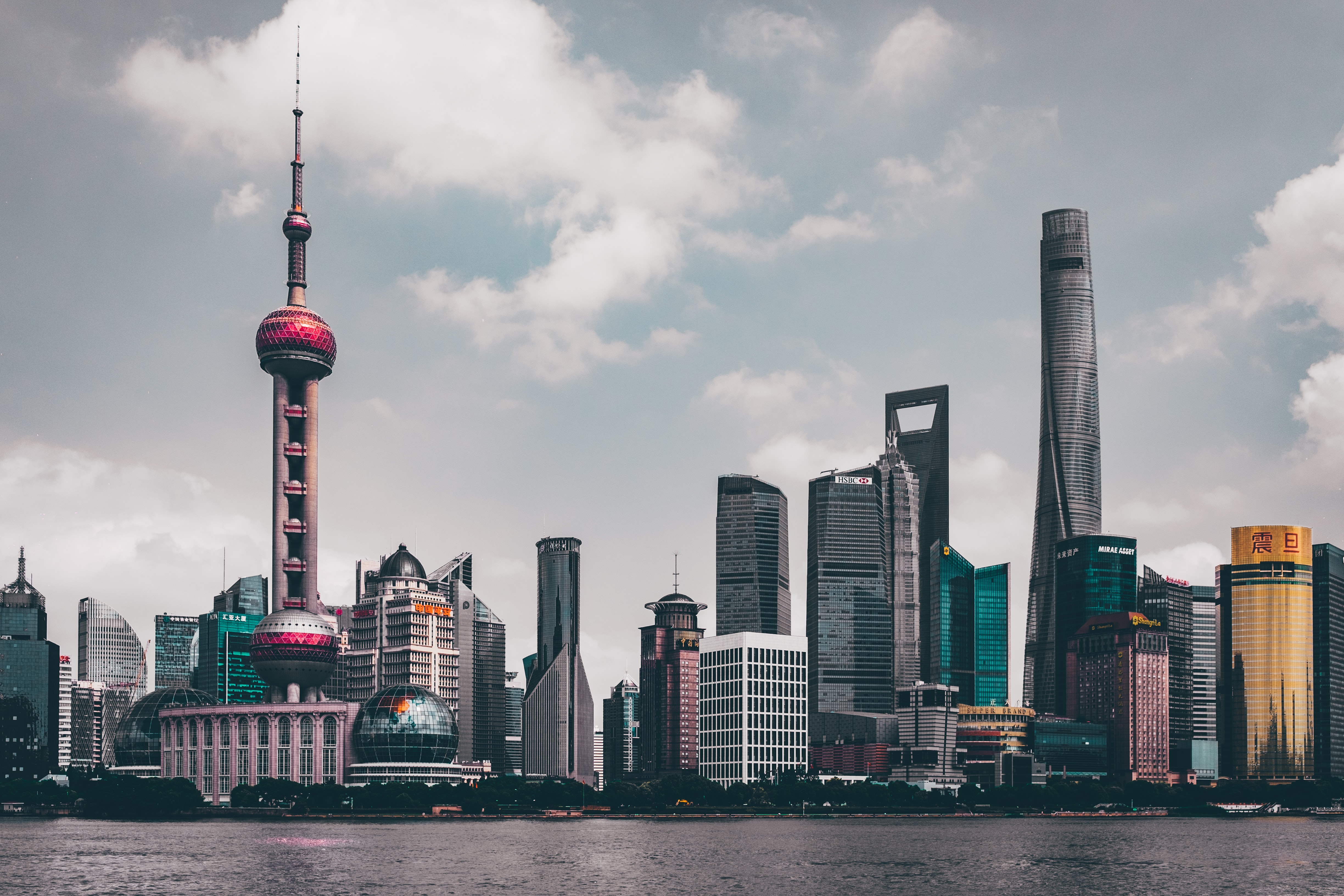 Free download wallpaper Cities, City, Skyscraper, Shanghai, Skyline, Man Made, Oriental Pearl Tower on your PC desktop