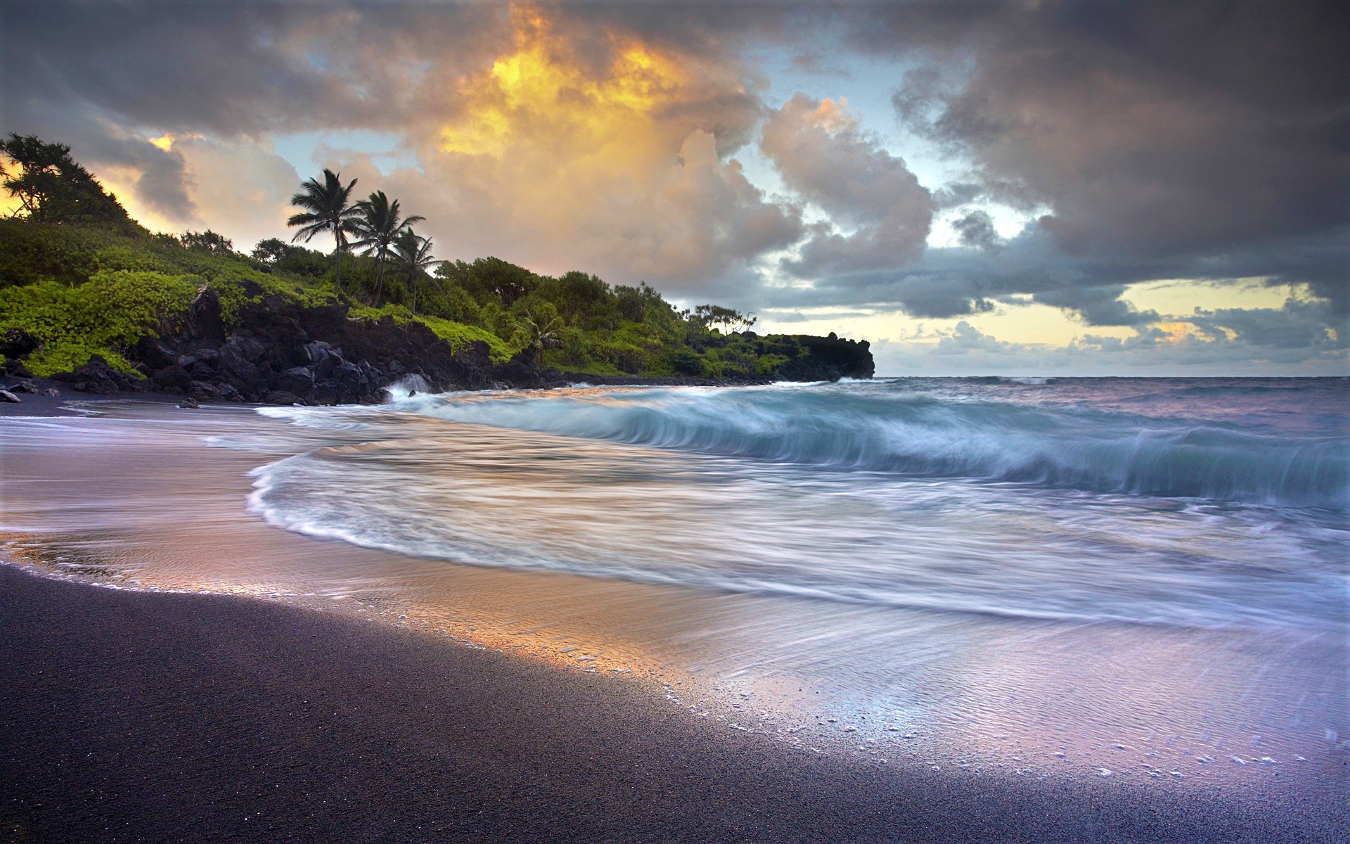 Скачать обои бесплатно Море, Облака, Пляж, Пальмы, Горизонт, Океан, Гавайи, Земля/природа картинка на рабочий стол ПК