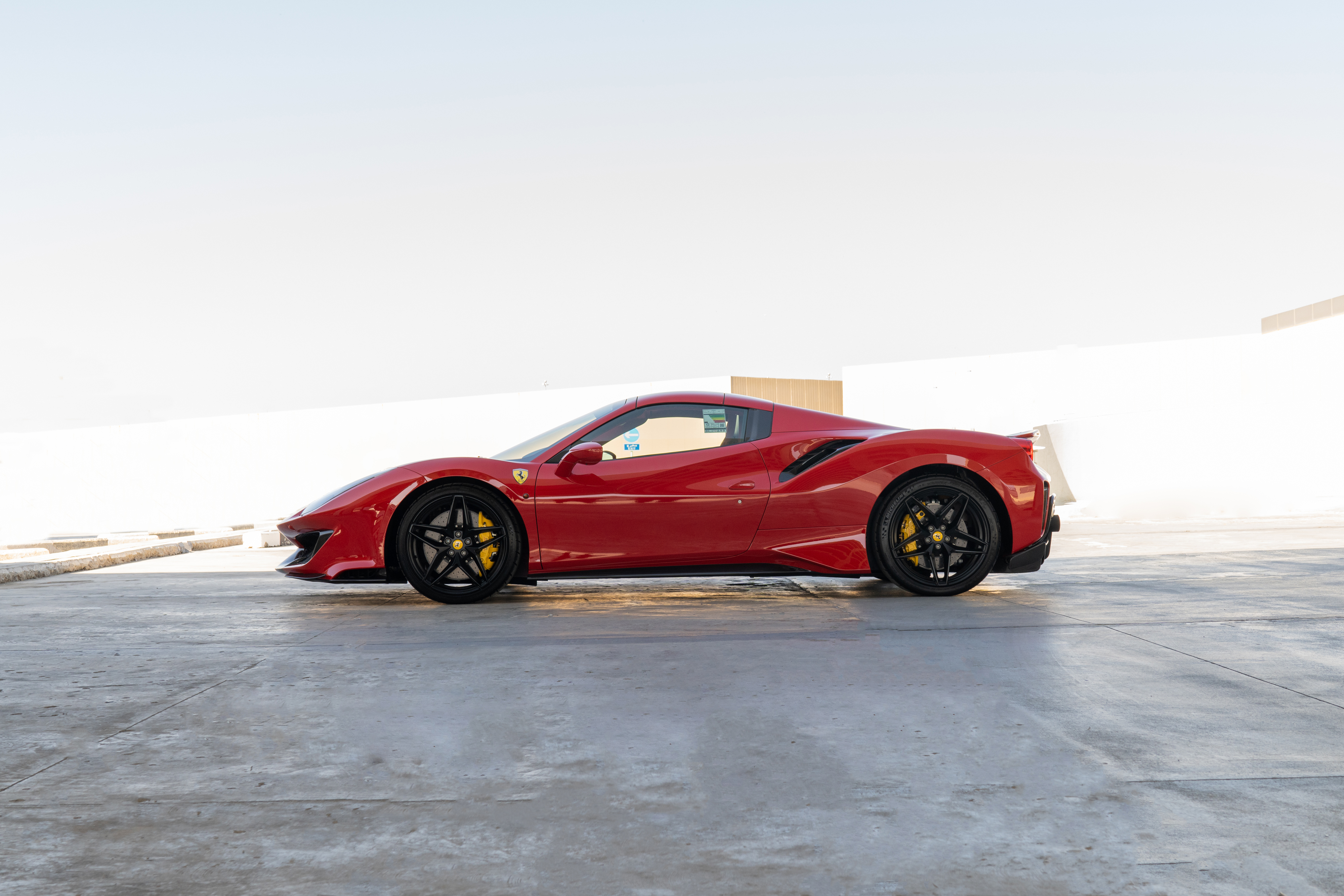 Téléchargez des papiers peints mobile Ferrari, Supercar, Véhicules, Ferrari 488 Pista Spider gratuitement.