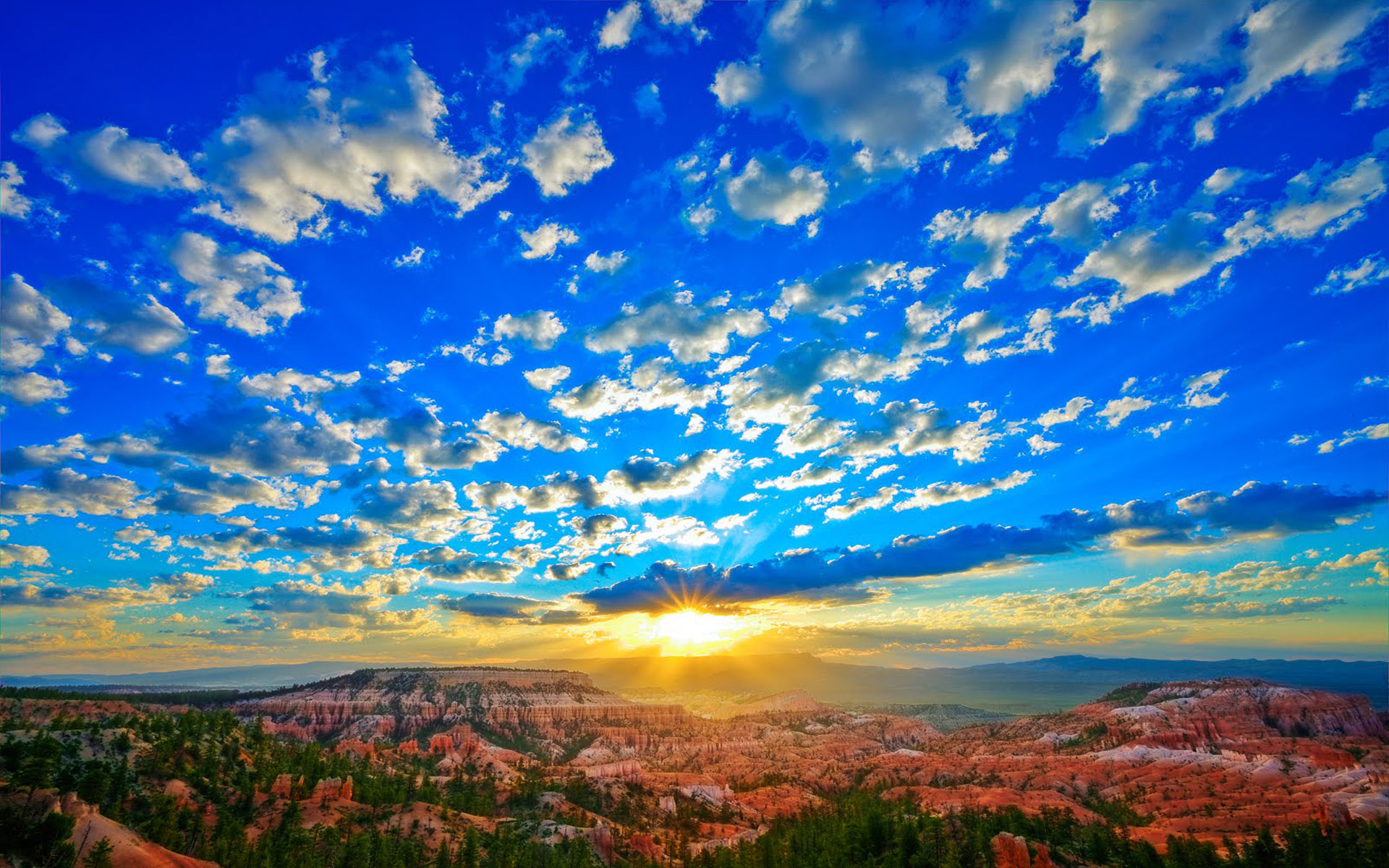 382665 Hintergrundbild herunterladen erde/natur, bryce canyon nationalpark, blau, wolke, horizont, landschaft, himmel, sonnenstrahl, baum, nationalpark - Bildschirmschoner und Bilder kostenlos