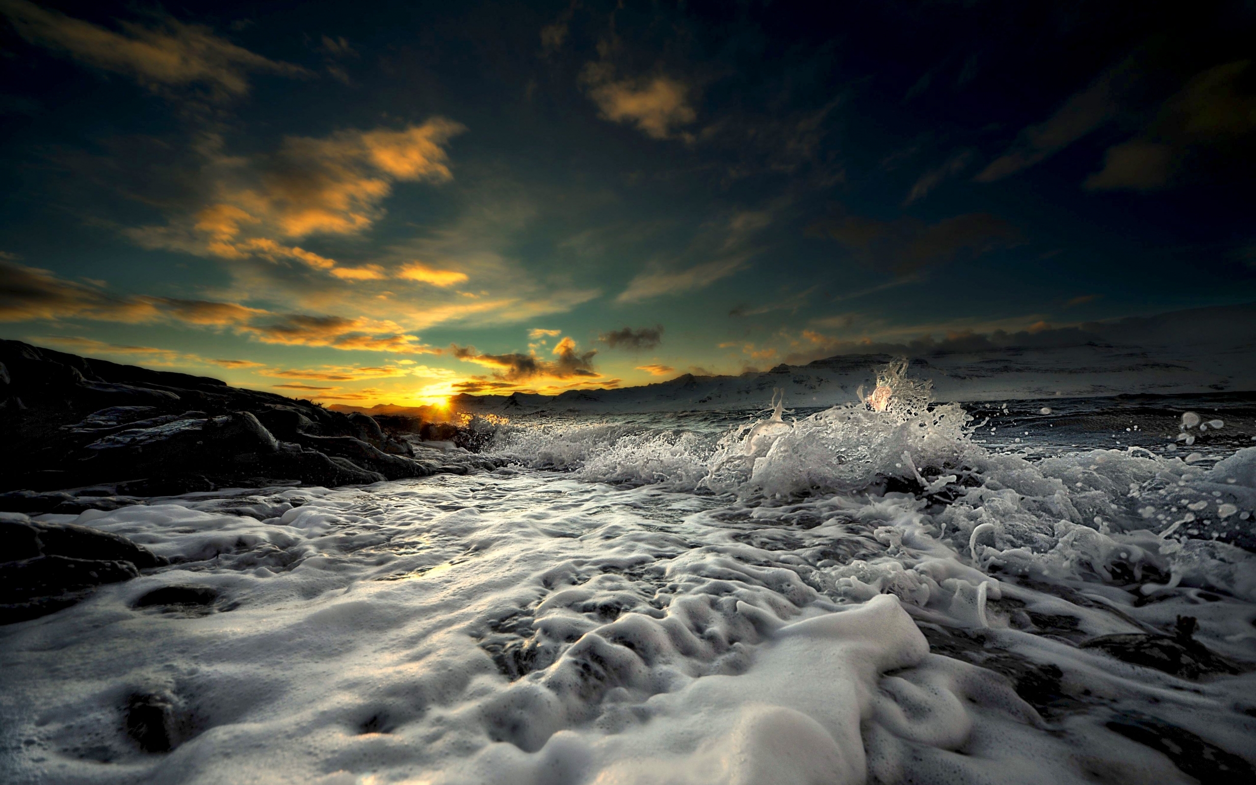 Free download wallpaper Sunset, Sea, Waves, Landscape on your PC desktop