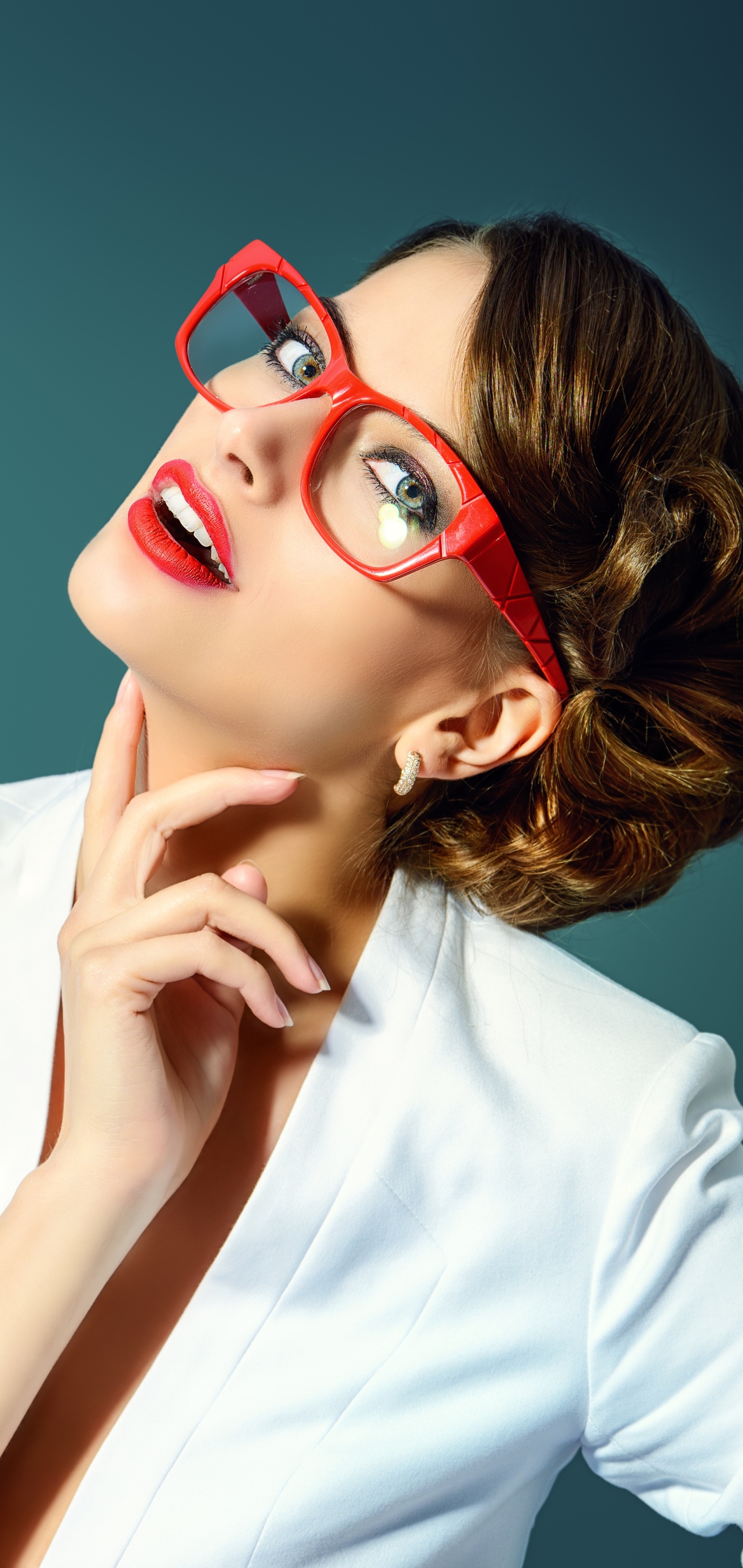 Download mobile wallpaper Redhead, Glasses, Model, Women for free.