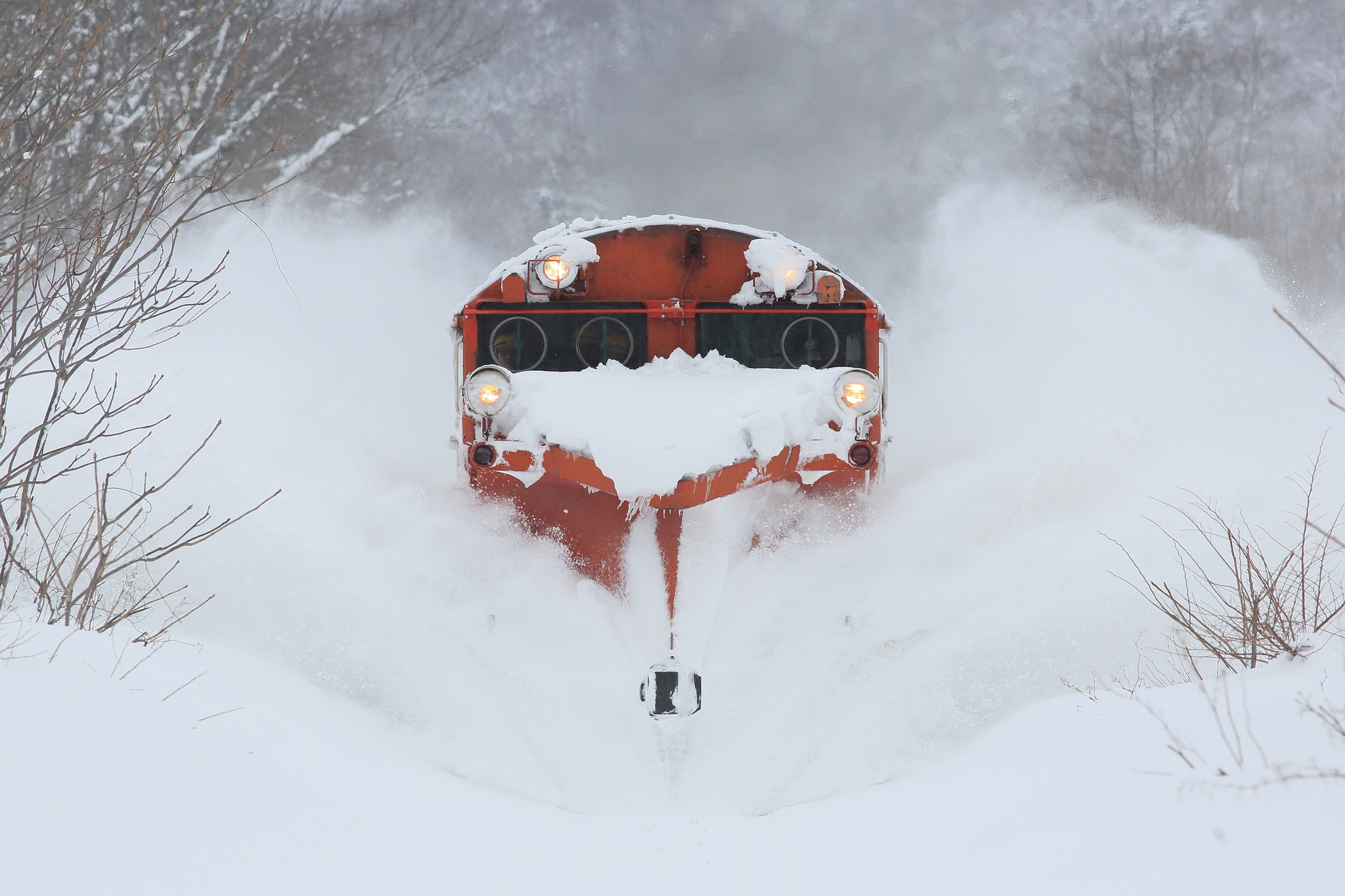 Free download wallpaper Winter, Snow, Train, Vehicles on your PC desktop