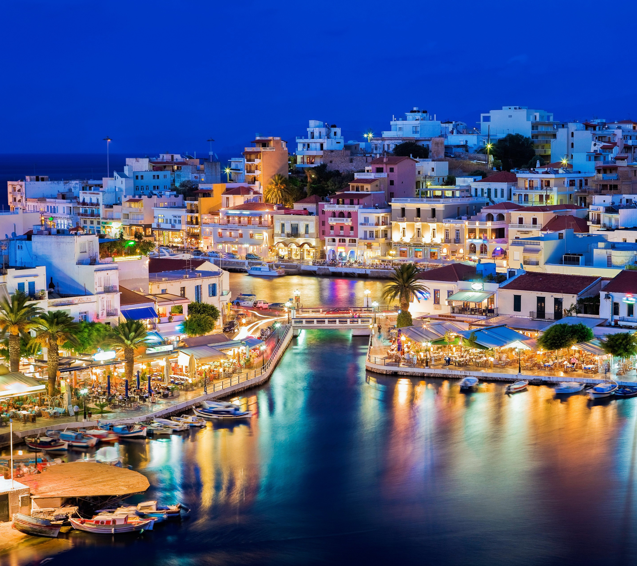 Laden Sie das Licht, Haus, Dorf, Griechenland, Nacht, Kreta, Menschengemacht, Spiegelung, Betrachtung-Bild kostenlos auf Ihren PC-Desktop herunter