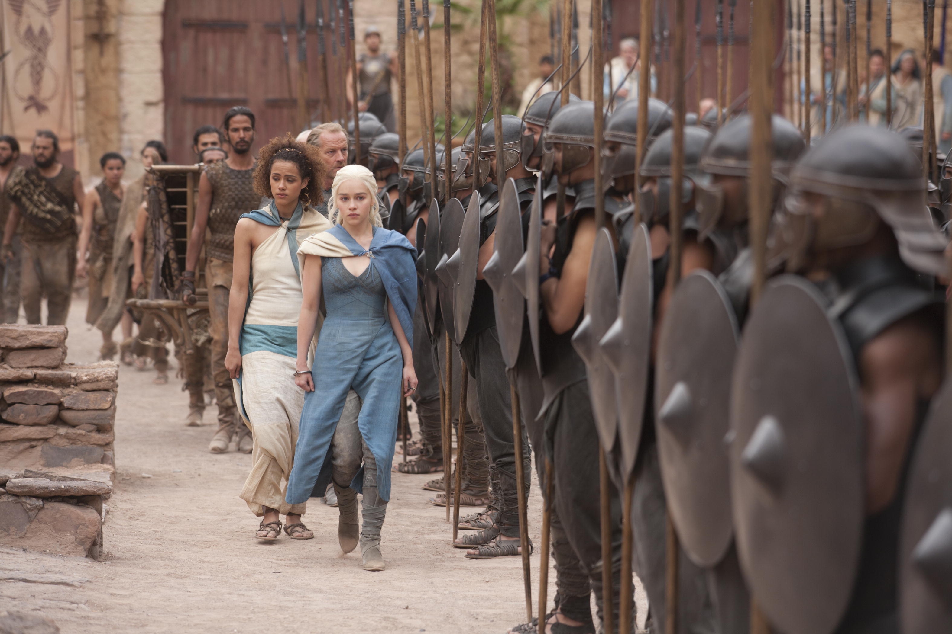 Baixar papel de parede para celular de Programa De Tv, A Guerra Dos Tronos, Daenerys Targaryen, Emilia Clarke, Missandei (A Guerra Dos Tronos), Nathalie Emmanuel gratuito.