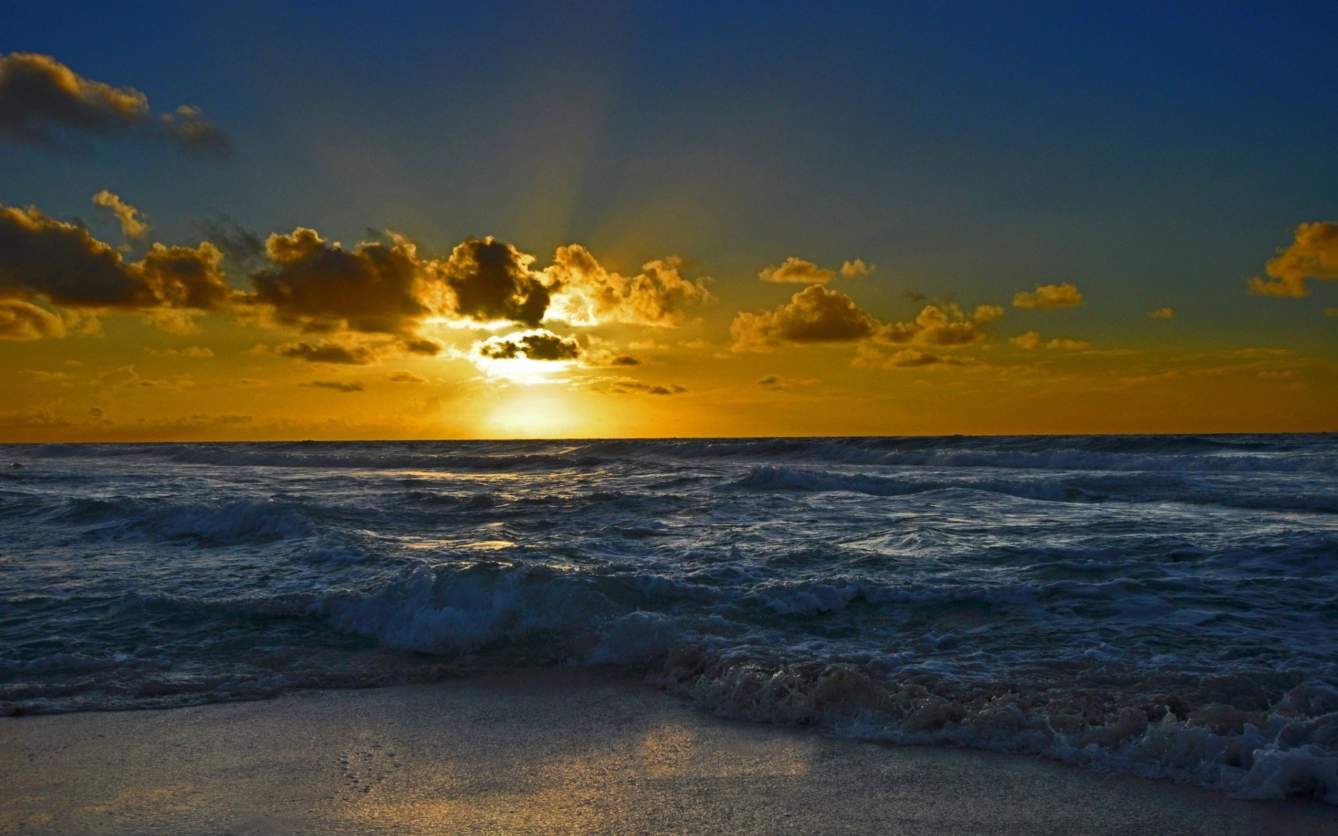 Free download wallpaper Sunset, Sky, Sun, Beach, Horizon, Ocean, Earth, Cloud, Wave on your PC desktop