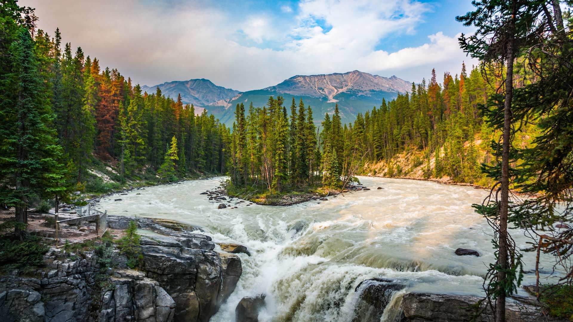 Скачать картинку Гора, Земля/природа, Канадские Скалистые Горы в телефон бесплатно.