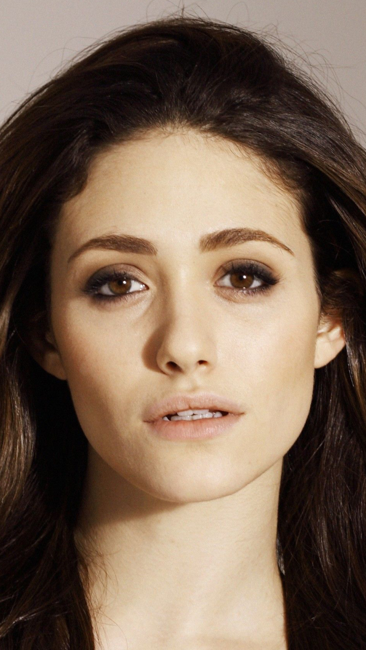 Download mobile wallpaper Face, Brunette, American, Celebrity, Brown Eyes, Actress, Emmy Rossum for free.