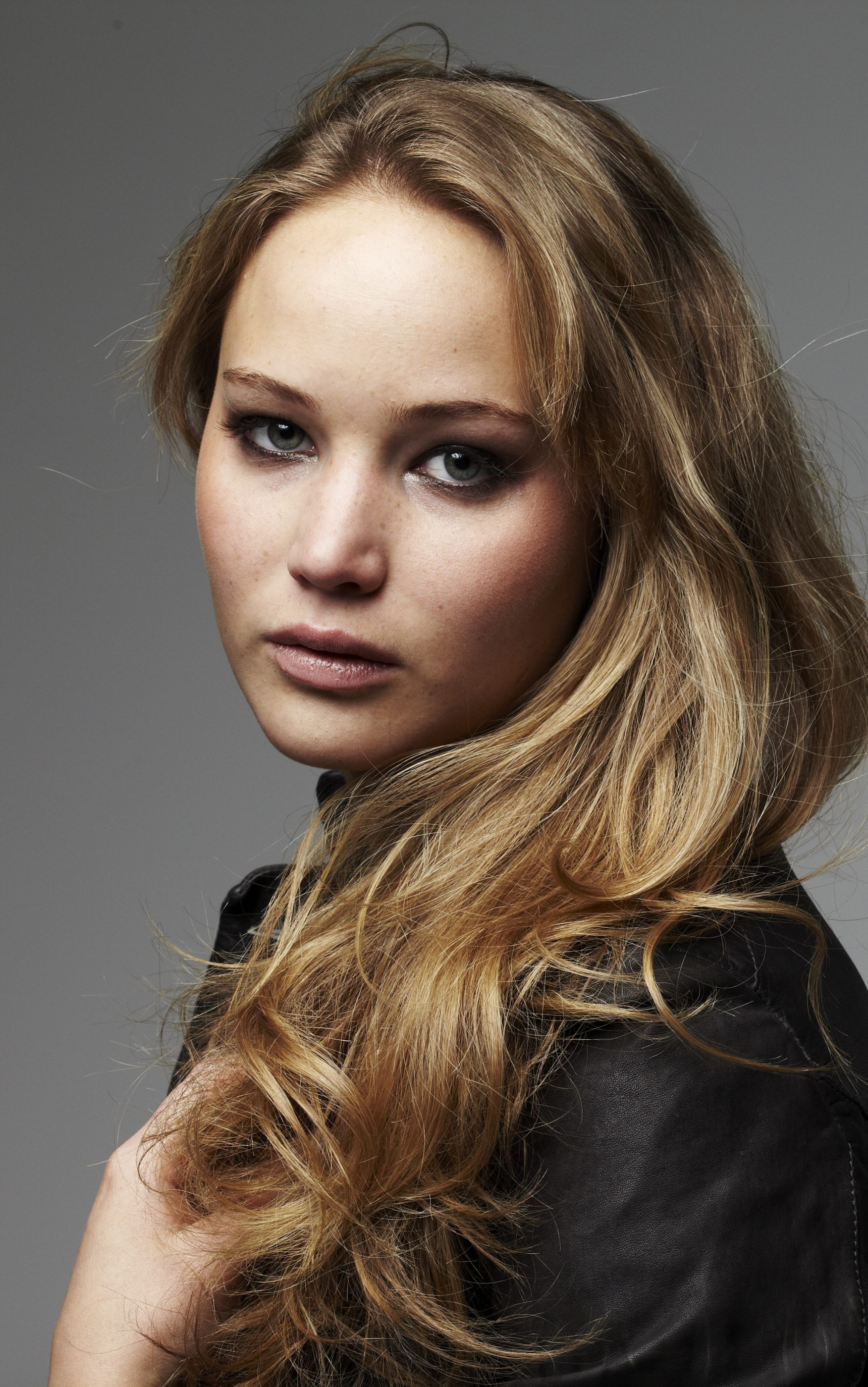 Download mobile wallpaper Celebrity, Jennifer Lawrence for free.