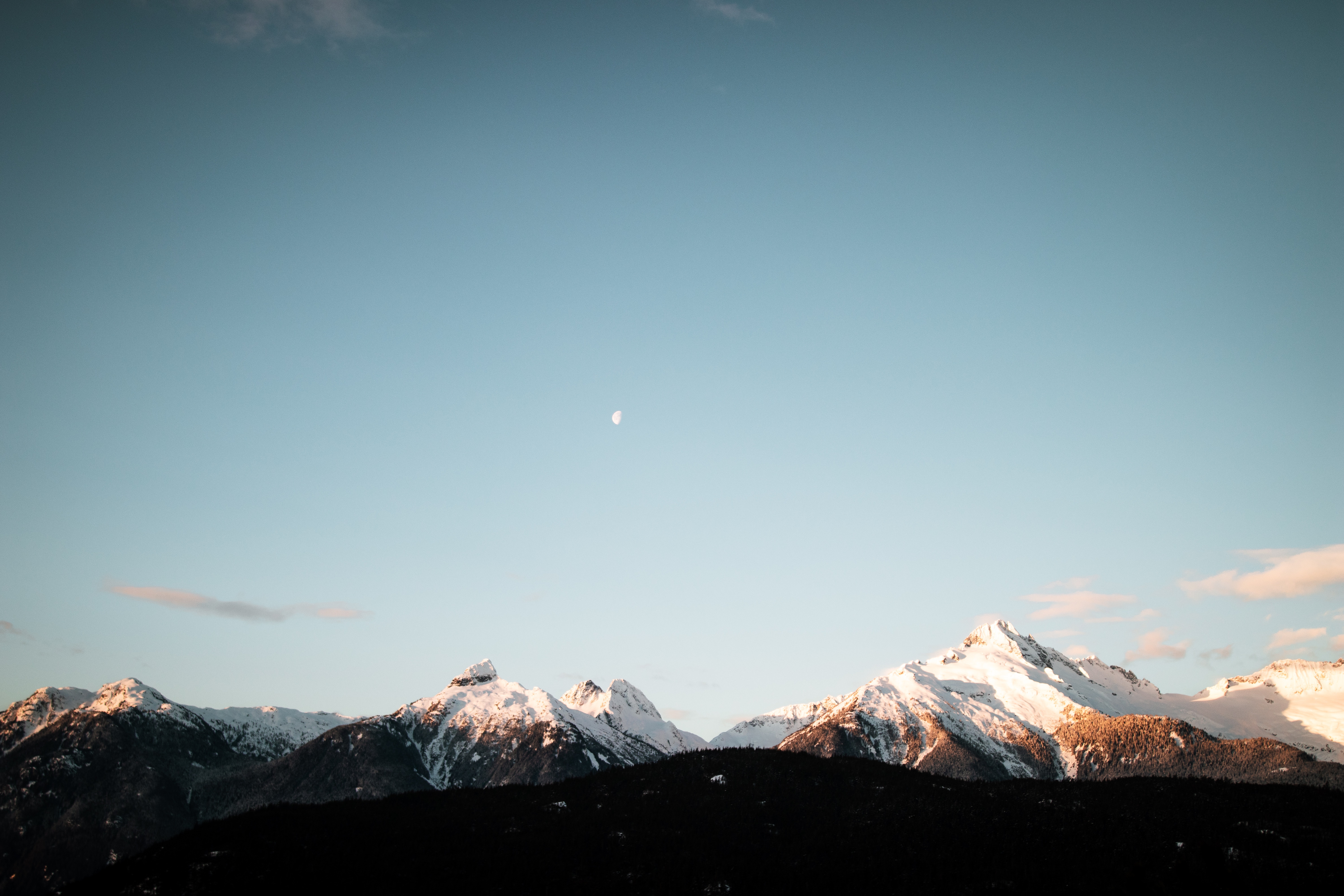 Laden Sie das Natur, Sky, Nach Oben, Scheitel, Schneebedeckt, Snowbound, Mountains-Bild kostenlos auf Ihren PC-Desktop herunter