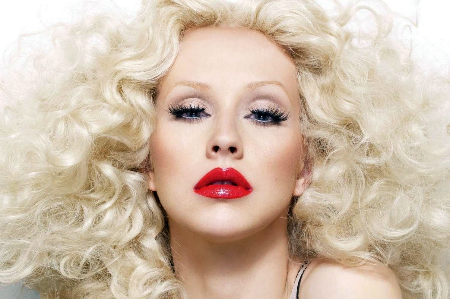 Download mobile wallpaper Christina Aguilera, Music for free.