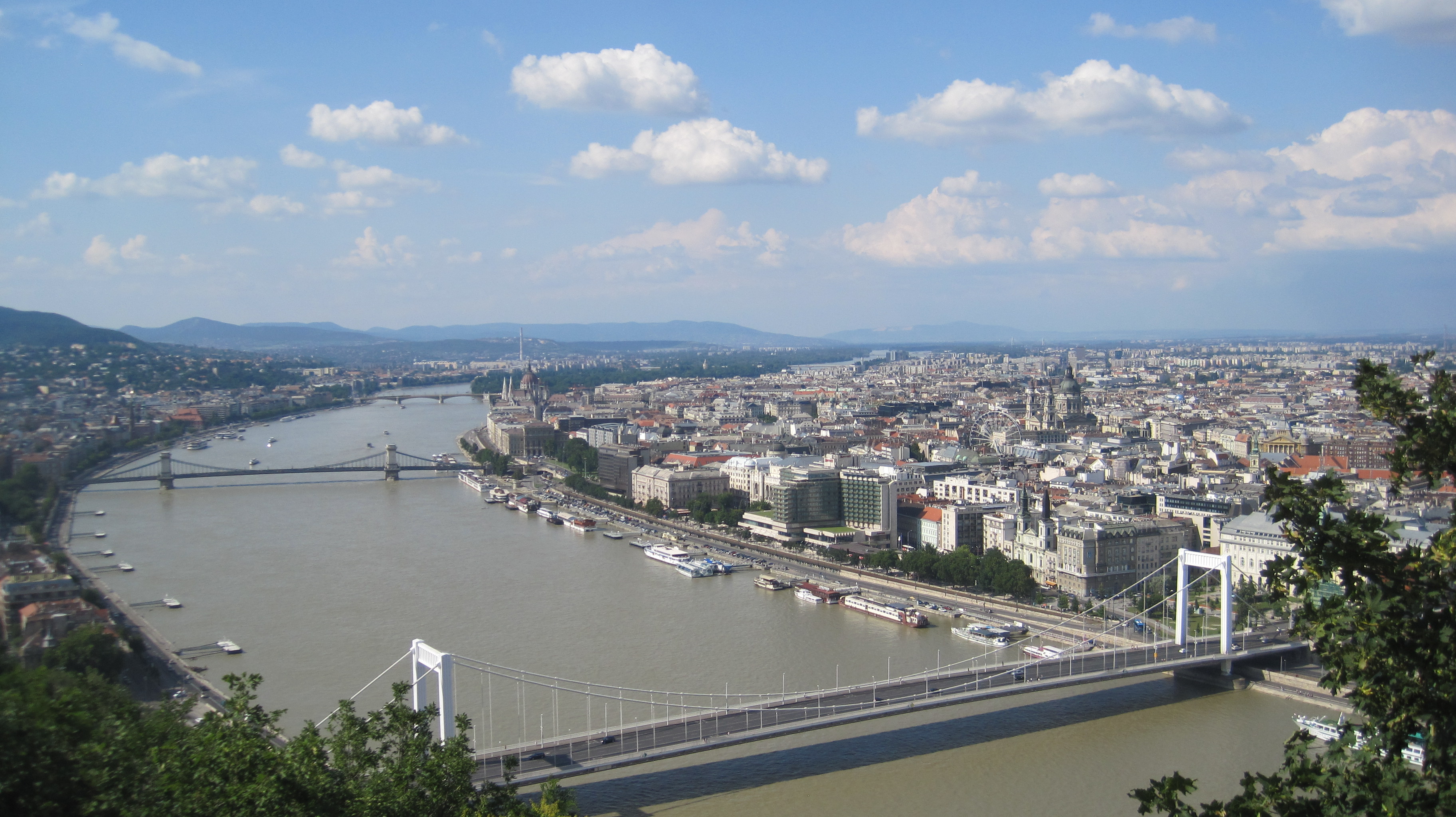 Free download wallpaper Cities, Hungary, Budapest, Man Made on your PC desktop