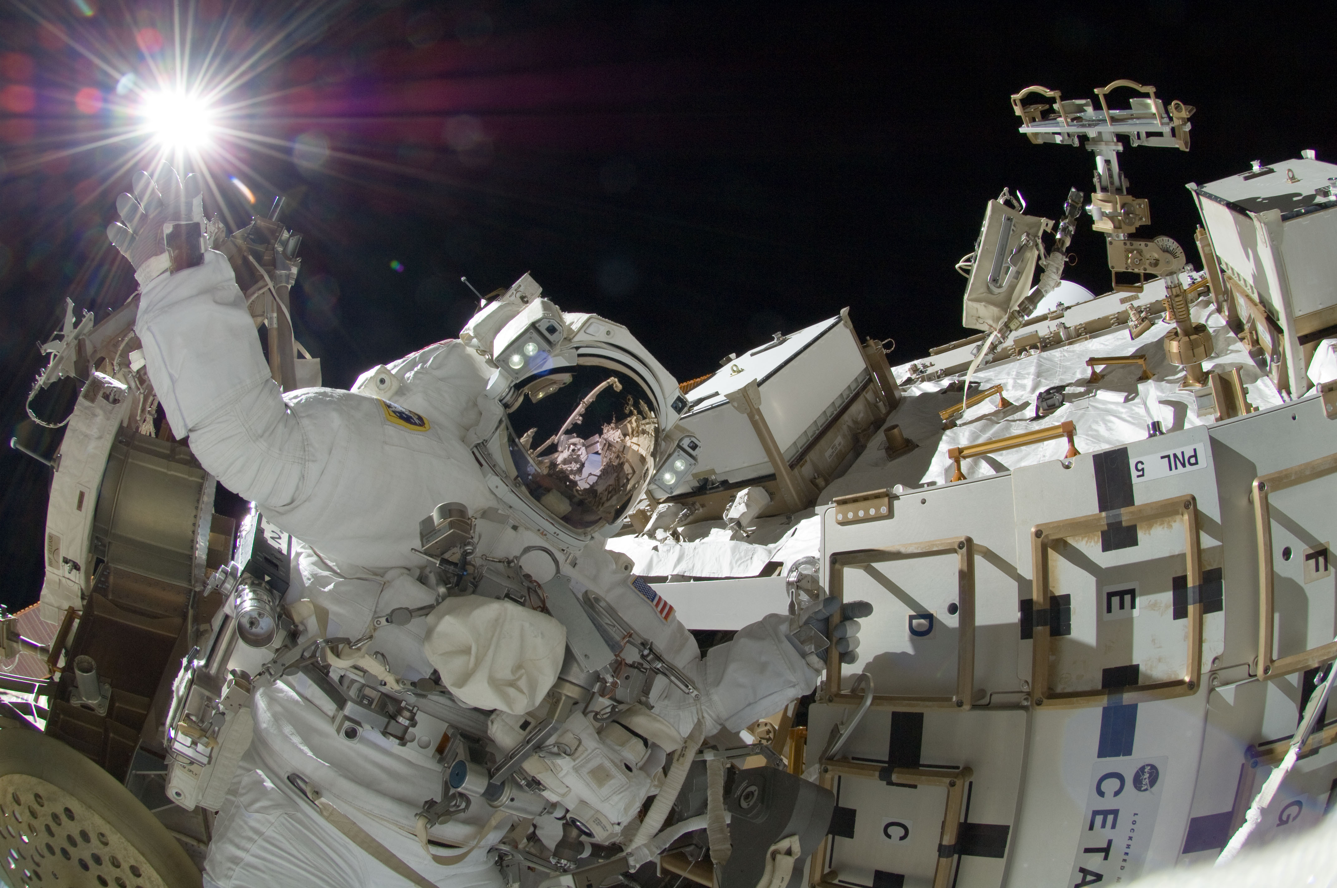 Baixe gratuitamente a imagem Feito Pelo Homem, Nasa na área de trabalho do seu PC