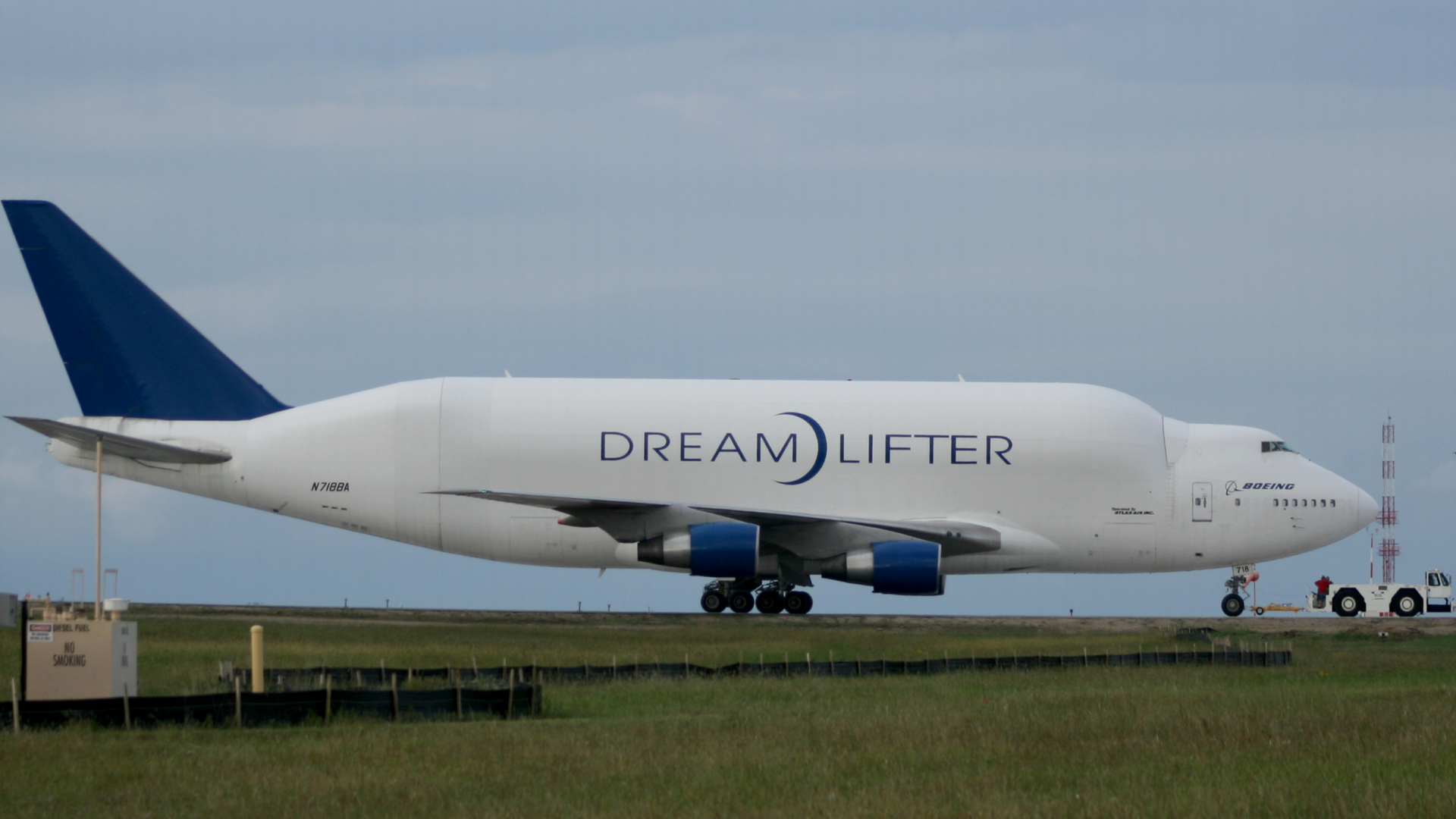 vehicles, boeing 747 dreamlifter, airplane, boeing, dreamlifter, aircraft