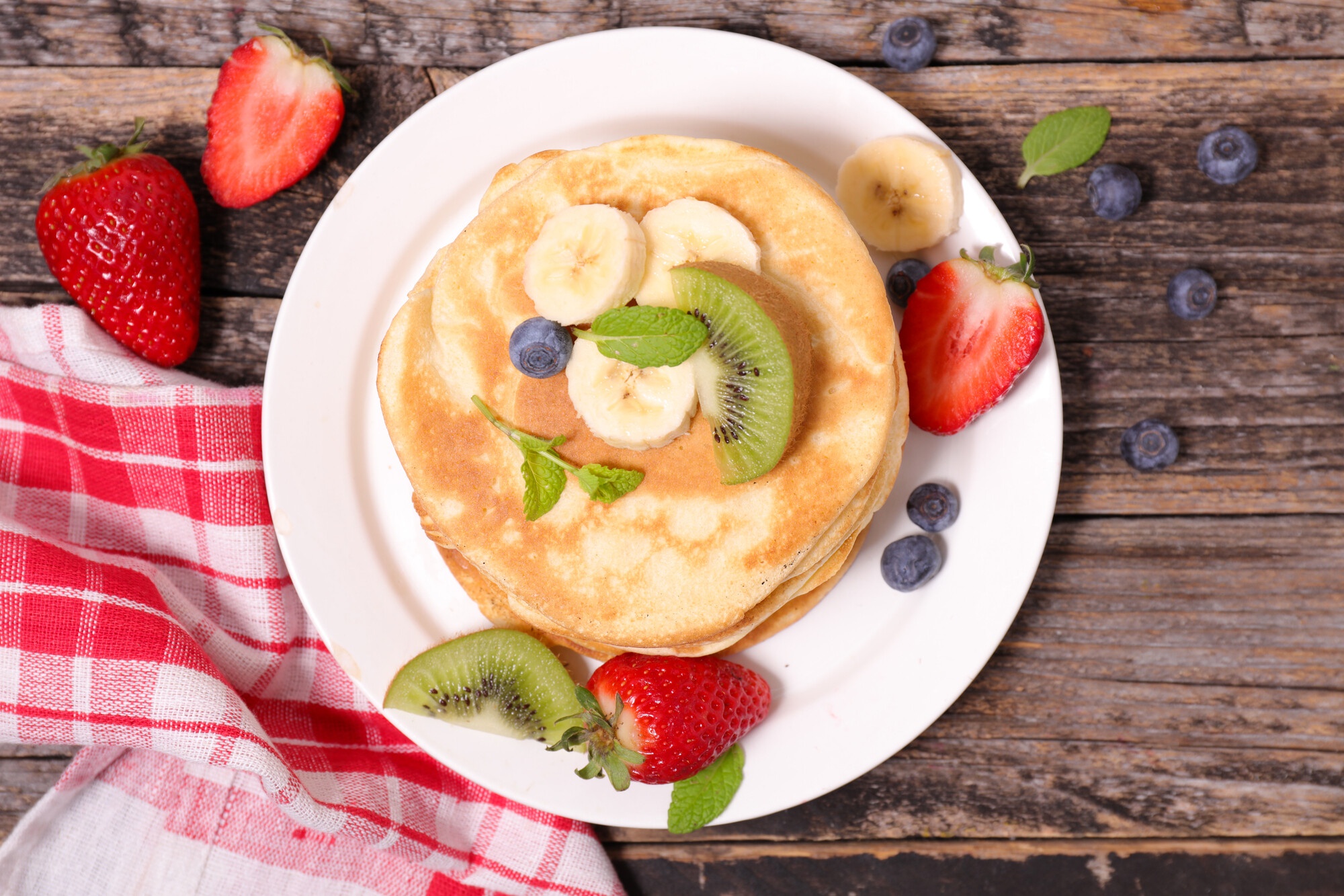 Free download wallpaper Food, Strawberry, Blueberry, Kiwi, Still Life, Banana, Breakfast, Pancake on your PC desktop