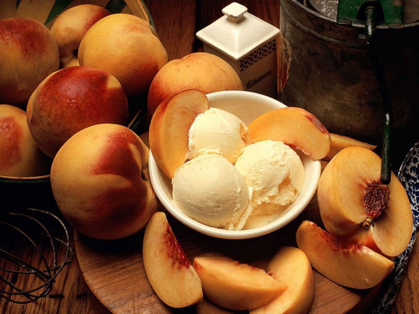 Download mobile wallpaper Food, Peaches, Fruits, Ice Cream for free.