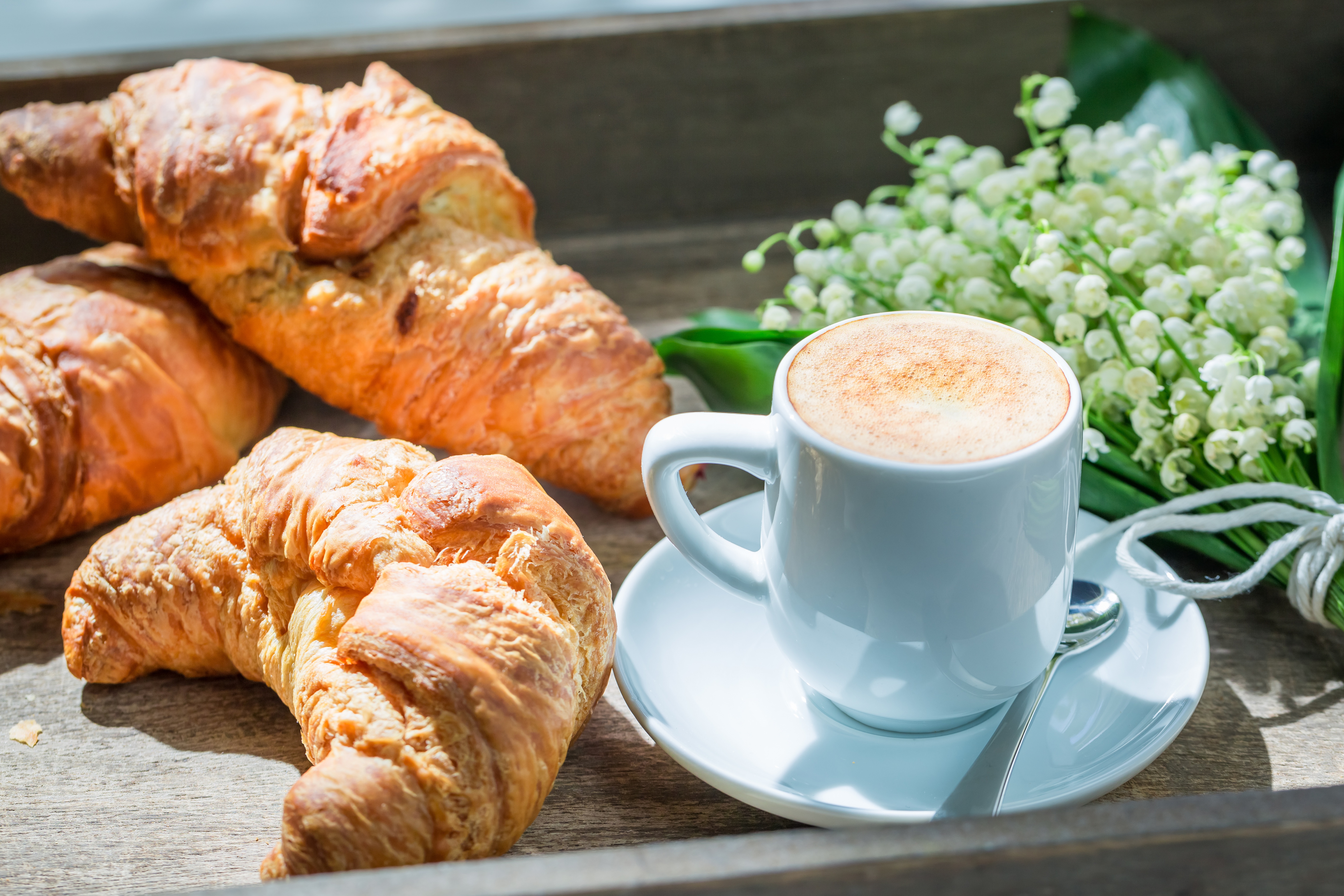 Download mobile wallpaper Food, Coffee, Cup, Croissant, Viennoiserie for free.