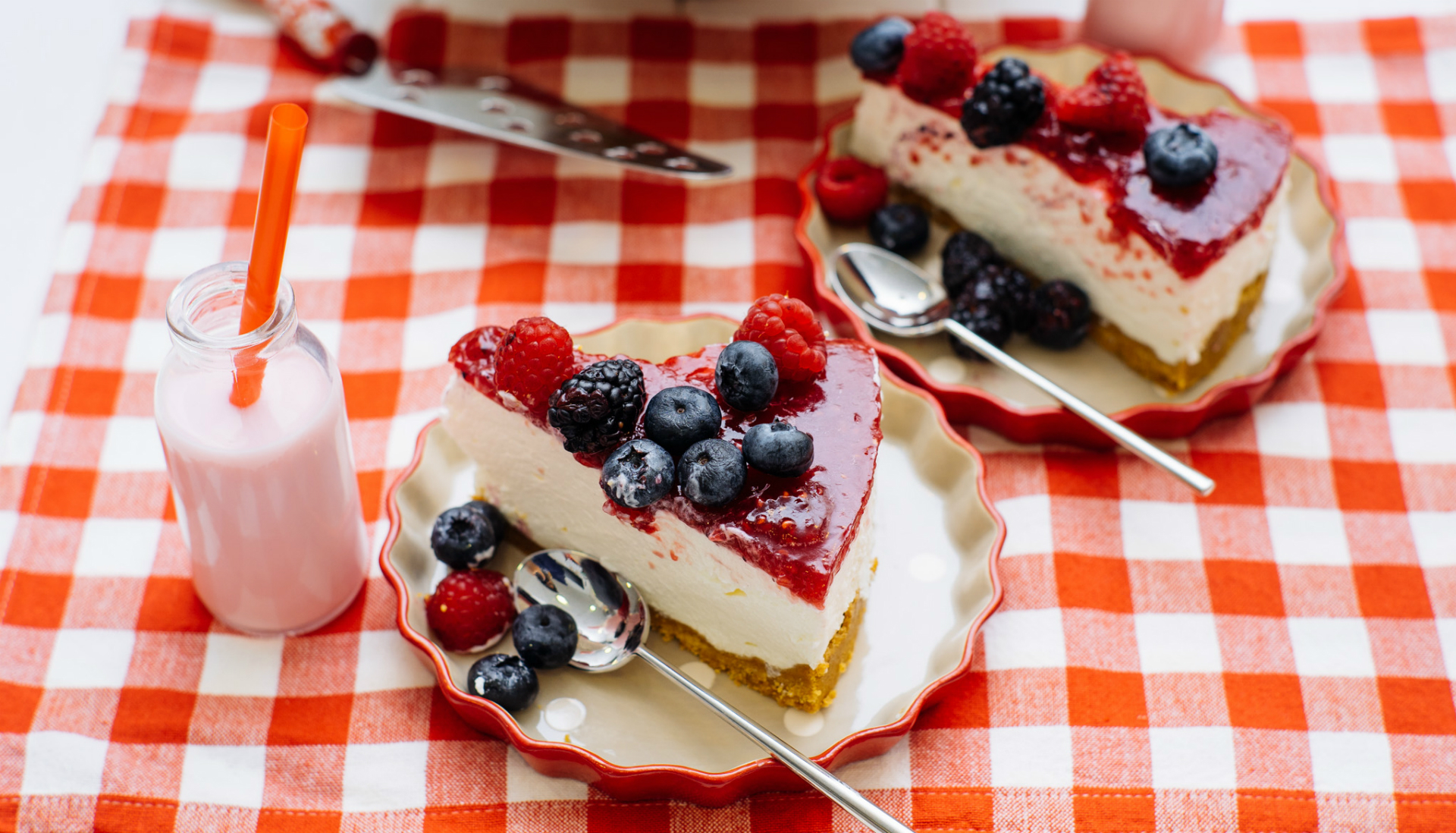 Download mobile wallpaper Food, Dessert, Blueberry, Raspberry, Still Life, Cake, Berry for free.