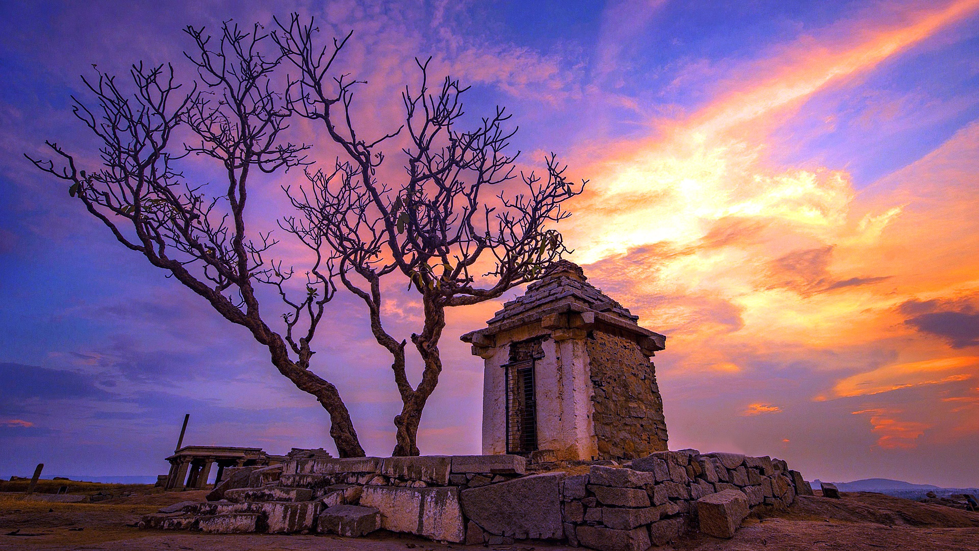 Téléchargez gratuitement l'image Coucher De Soleil, Arbre, Terre, Photographie, Ruine, Ciel sur le bureau de votre PC