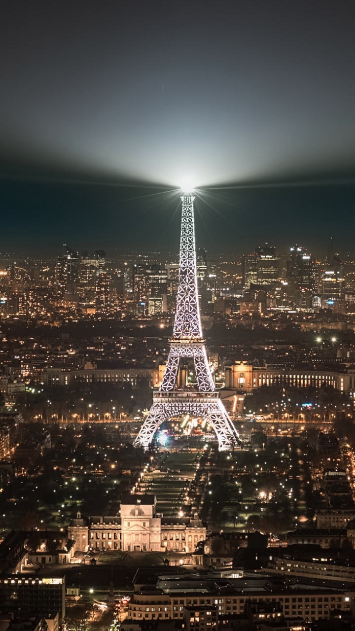 Handy-Wallpaper Paris, Eiffelturm, Stadt, Licht, Frankreich, Stadtbild, Monument, Nacht, Monumente, Menschengemacht, Großstadt kostenlos herunterladen.