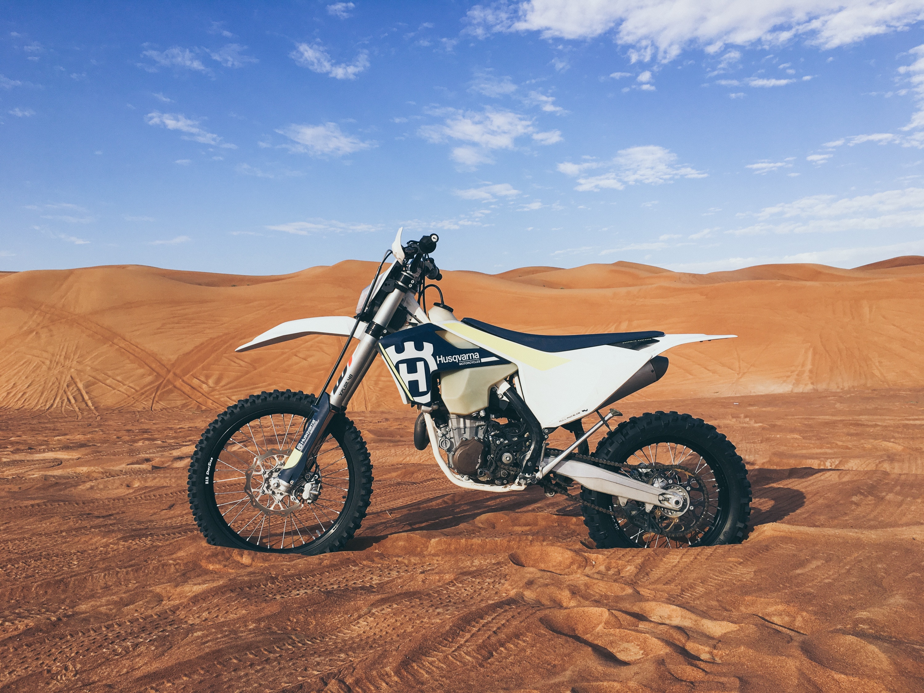 Download mobile wallpaper Sand, Side View, Motorcycle, Motorcycles for free.