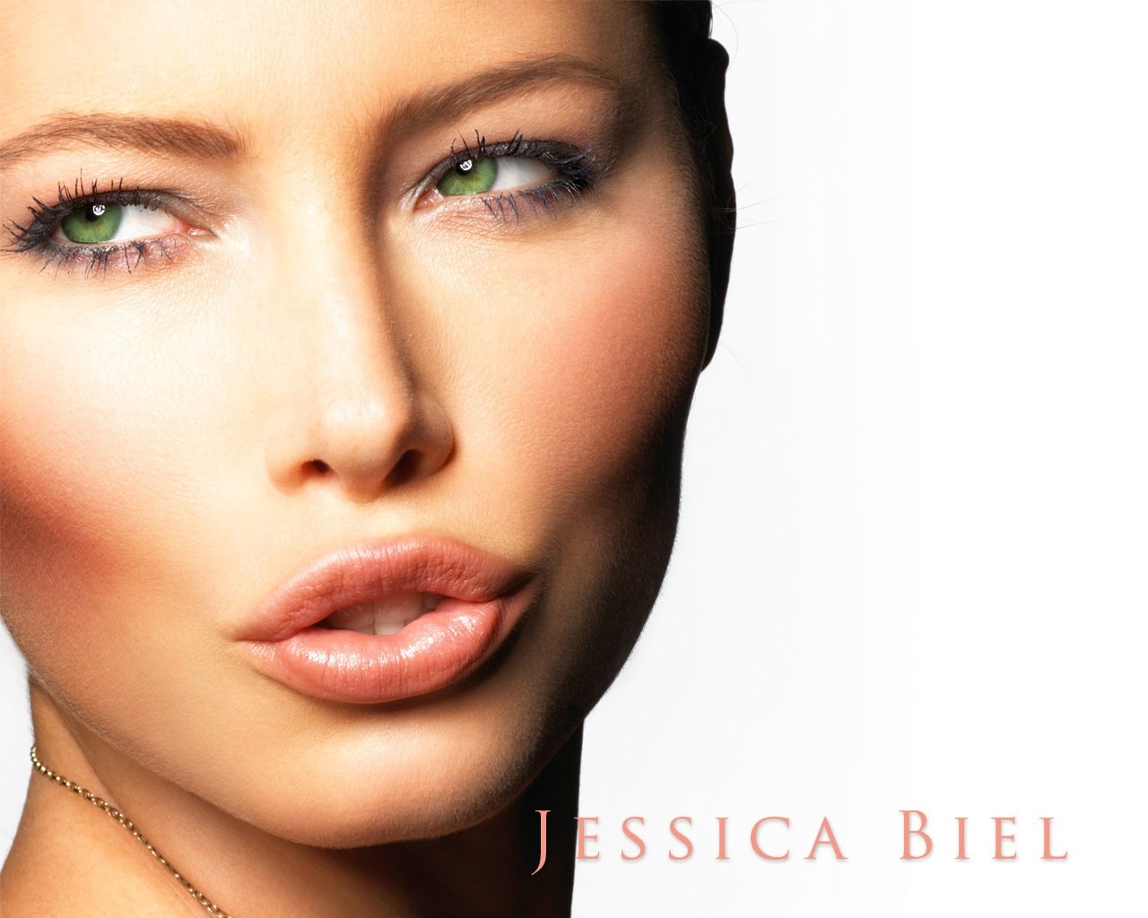 Download mobile wallpaper Celebrity, Jessica Biel for free.