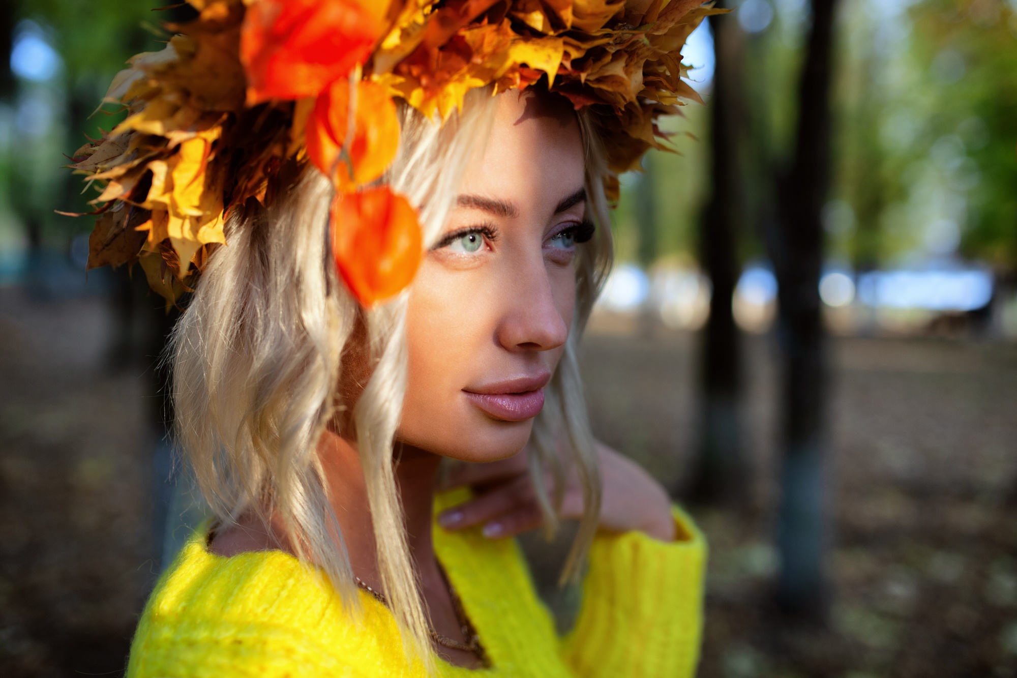 Download mobile wallpaper Blonde, Face, Wreath, Model, Women, Blue Eyes, Depth Of Field for free.