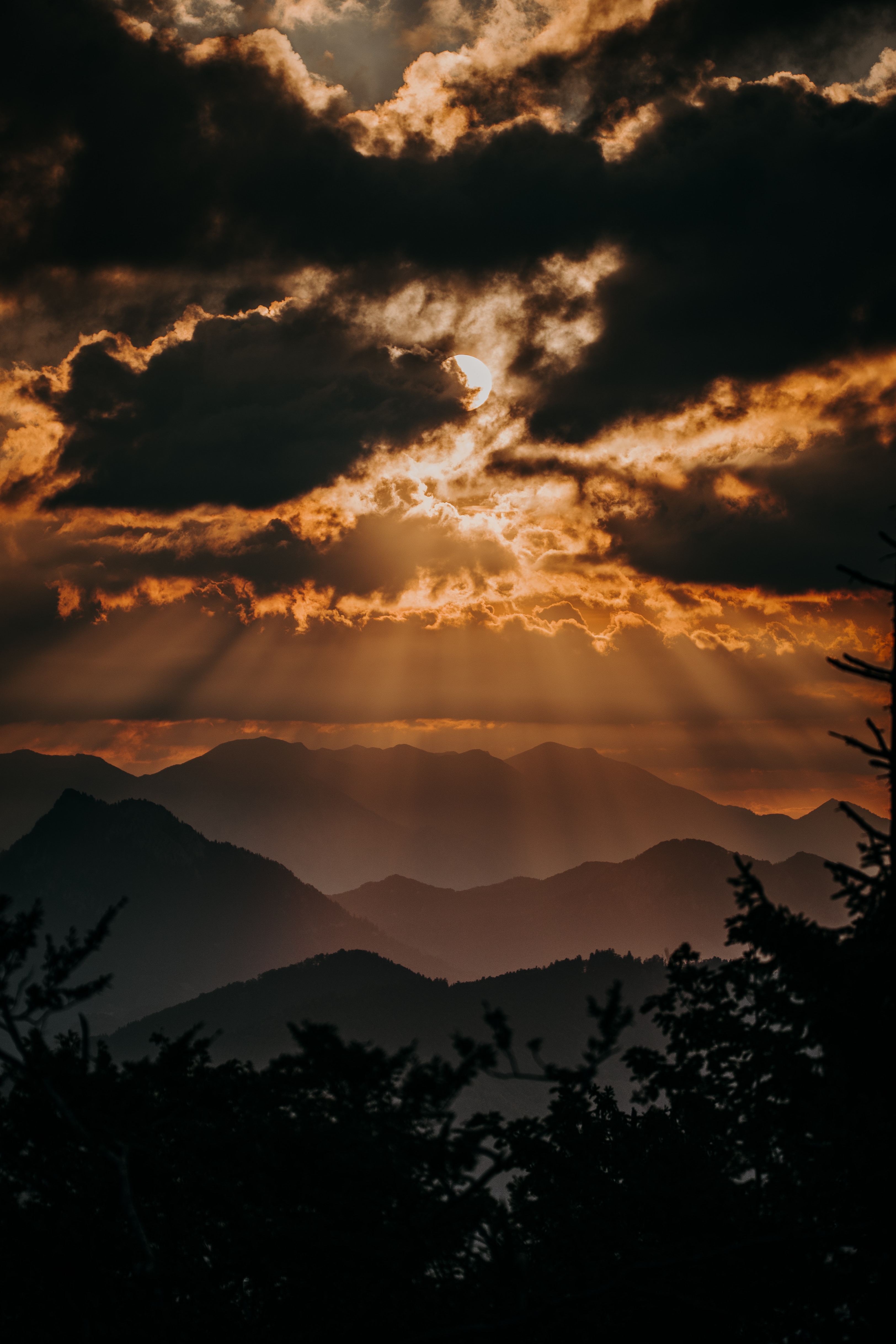 Free download wallpaper Nature, Clouds, Dusk, Sunlight, Sunset, Mountains, Twilight on your PC desktop