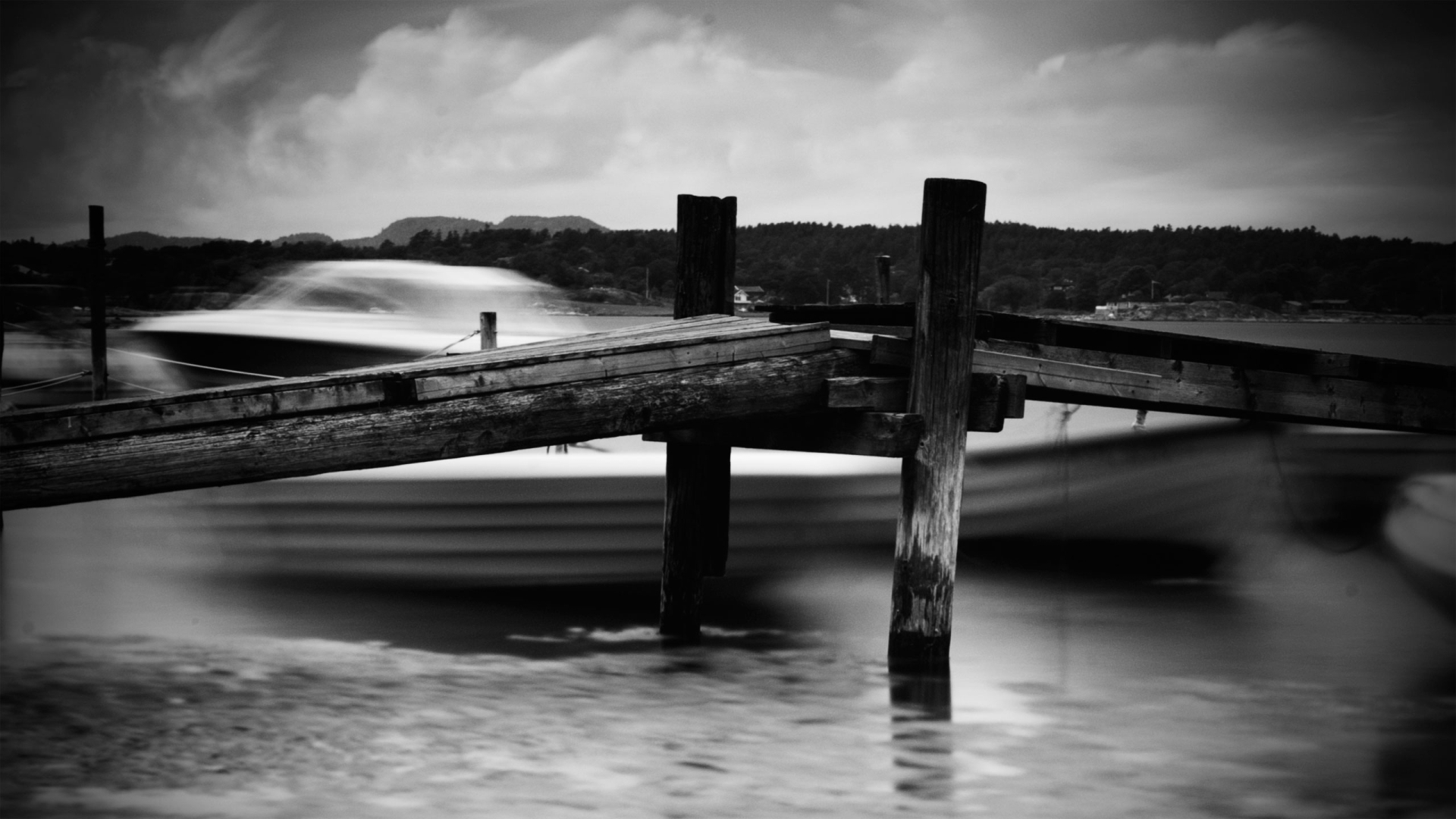 photography, black & white, boat, dock, motion blur