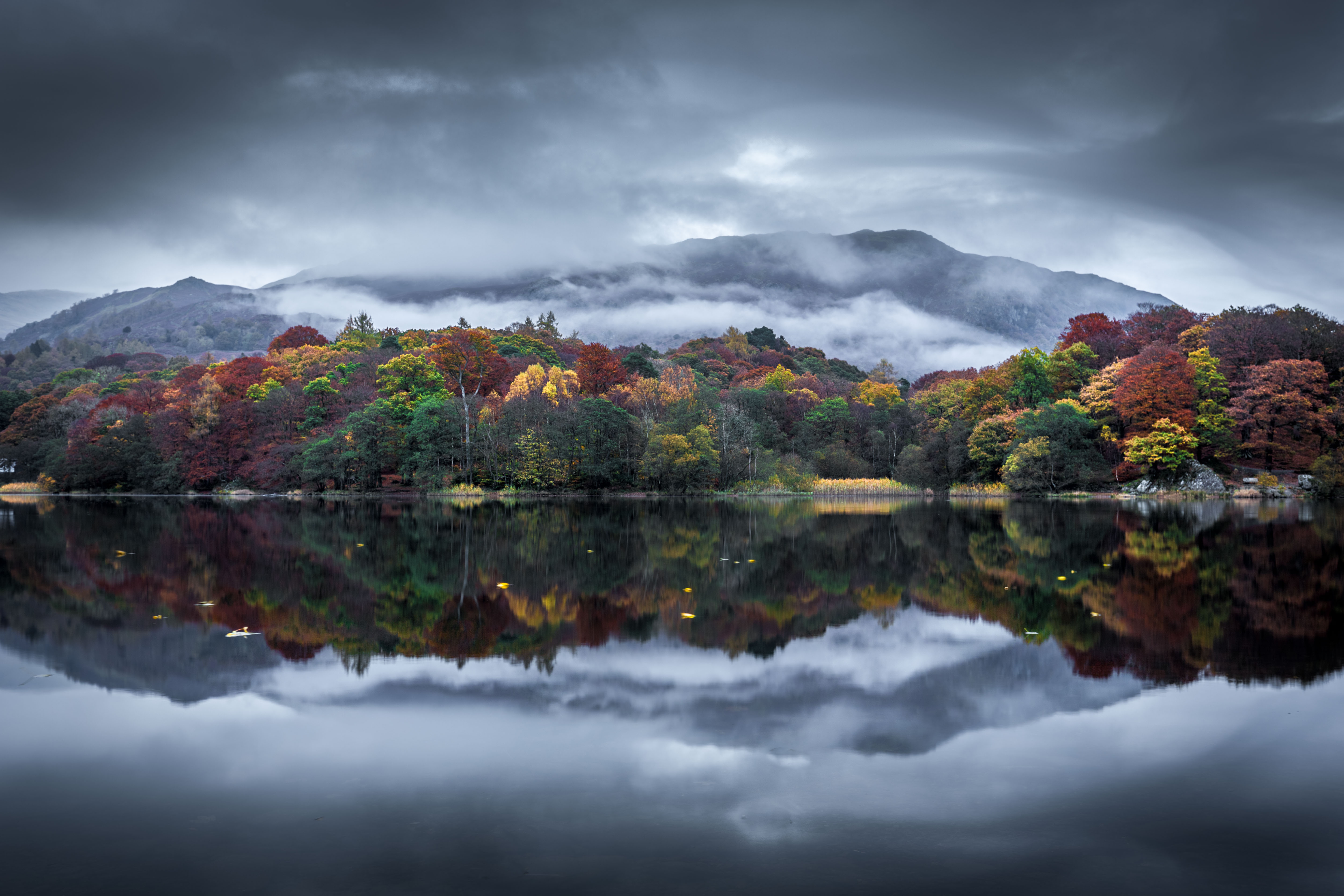 Download mobile wallpaper Nature, Lake, Reflection, Fall, Earth, Cloud for free.