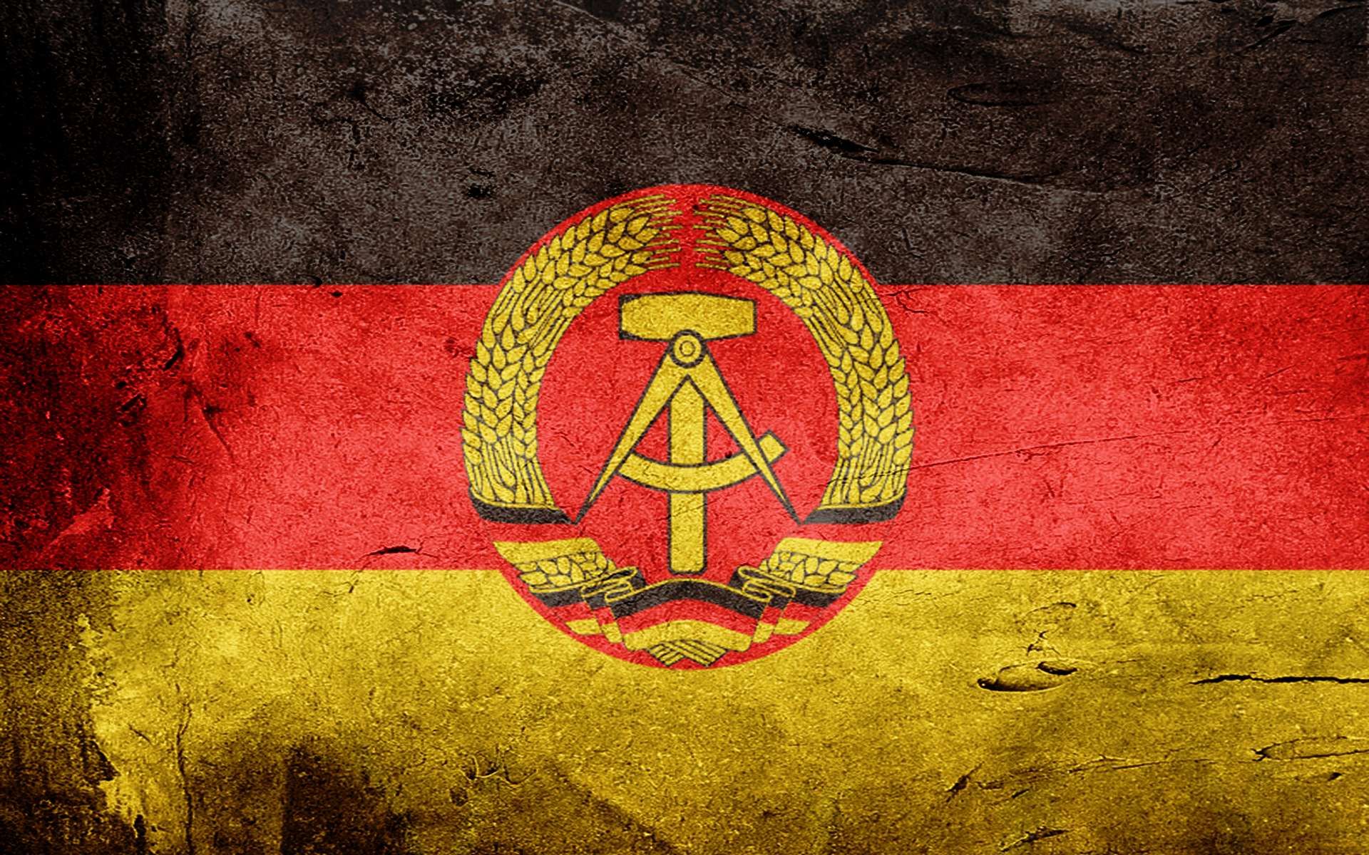 Скачати мобільні шпалери Прапор Східної Німеччини, Прапори, Різне безкоштовно.