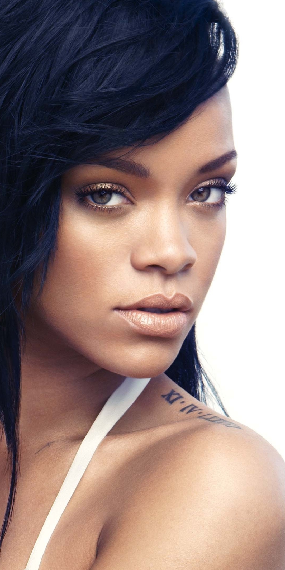 Baixar papel de parede para celular de Música, Rihanna, Cantor, Atriz, Barbadense, Designer De Moda gratuito.