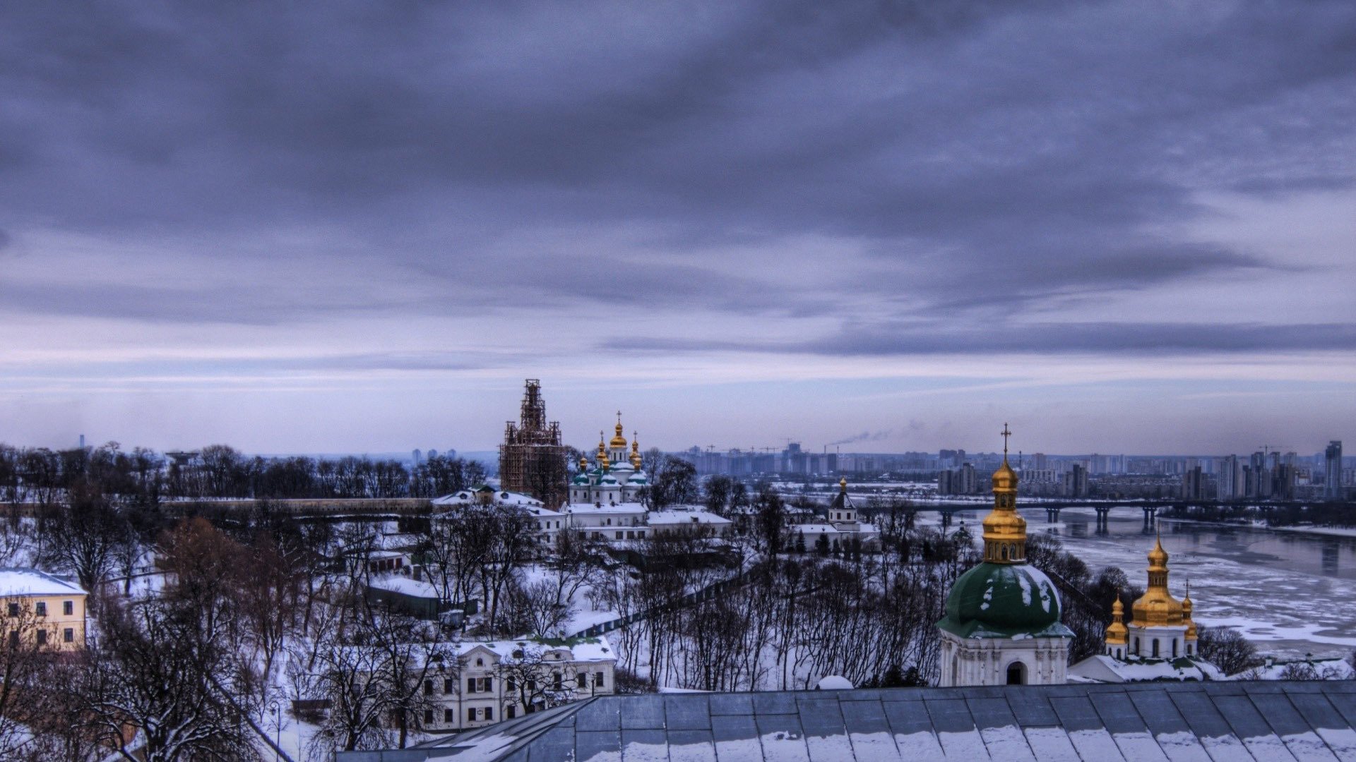 Laden Sie das Städte, Winter, Schnee, Menschengemacht, Großstadt-Bild kostenlos auf Ihren PC-Desktop herunter