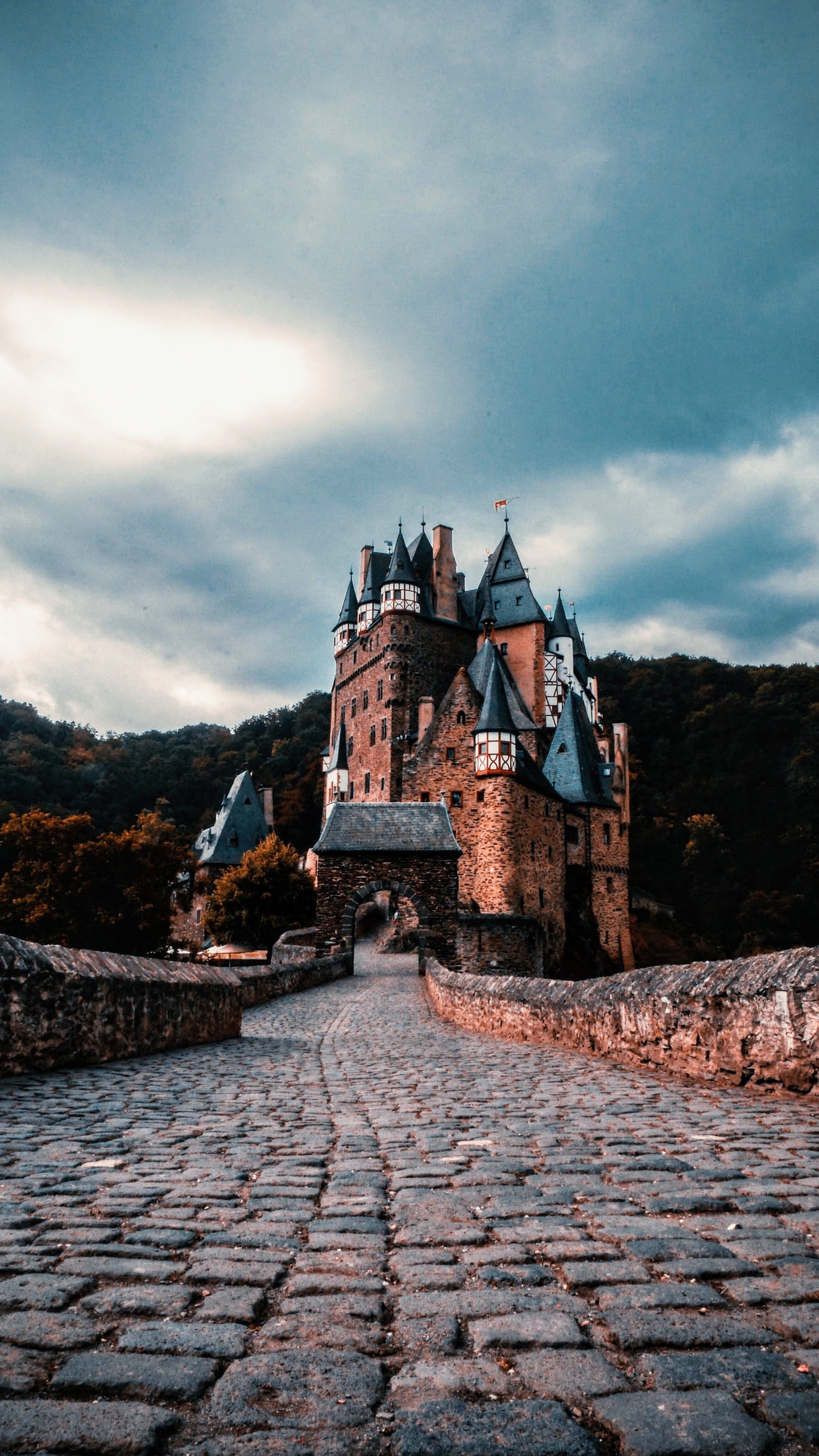Download mobile wallpaper Castles, Eltz Castle, Man Made, Castle for free.