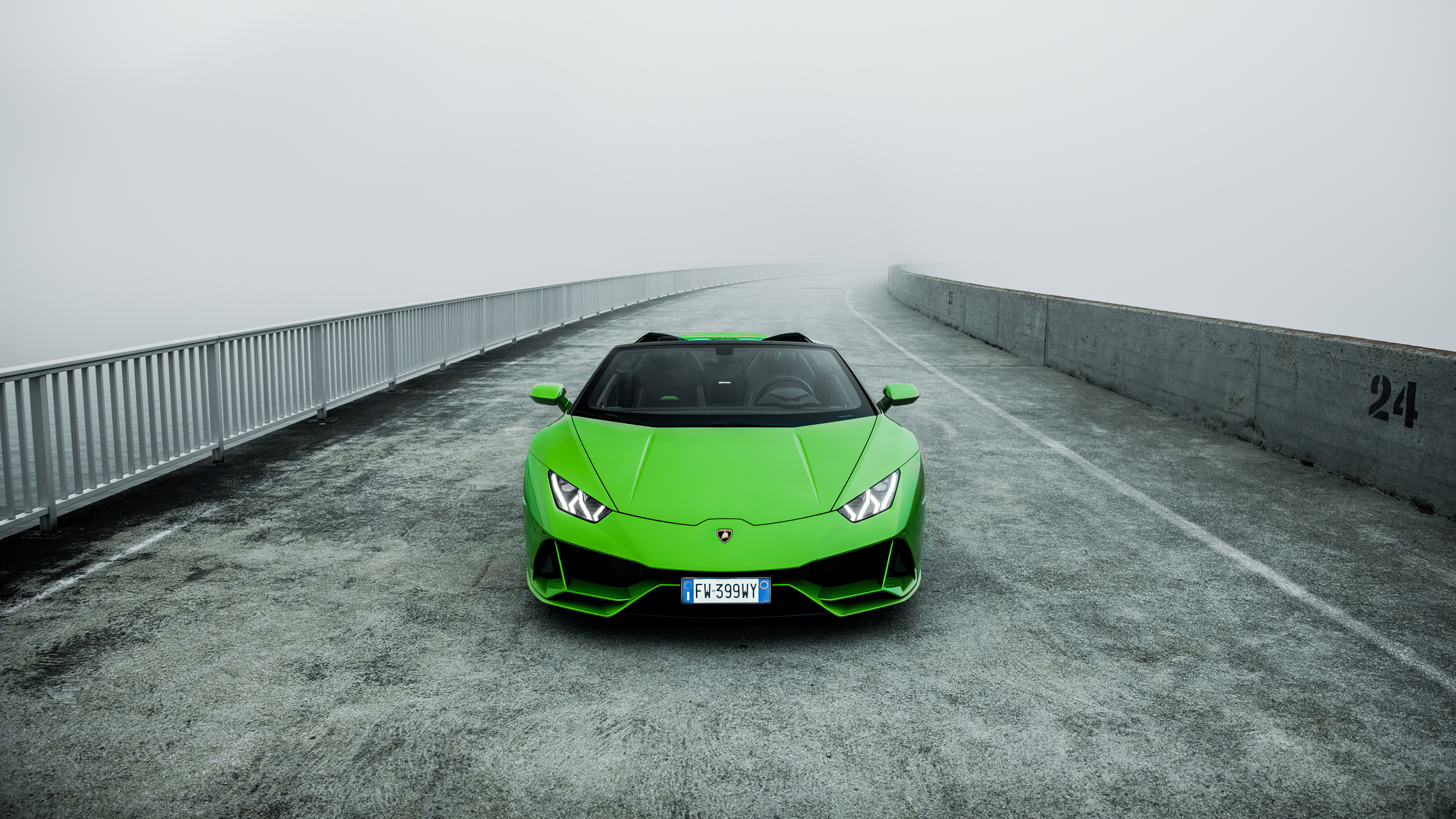 Baixar papel de parede para celular de Lamborghini, Veículos, Carro Verde, Lamborghini Huracán Evo gratuito.