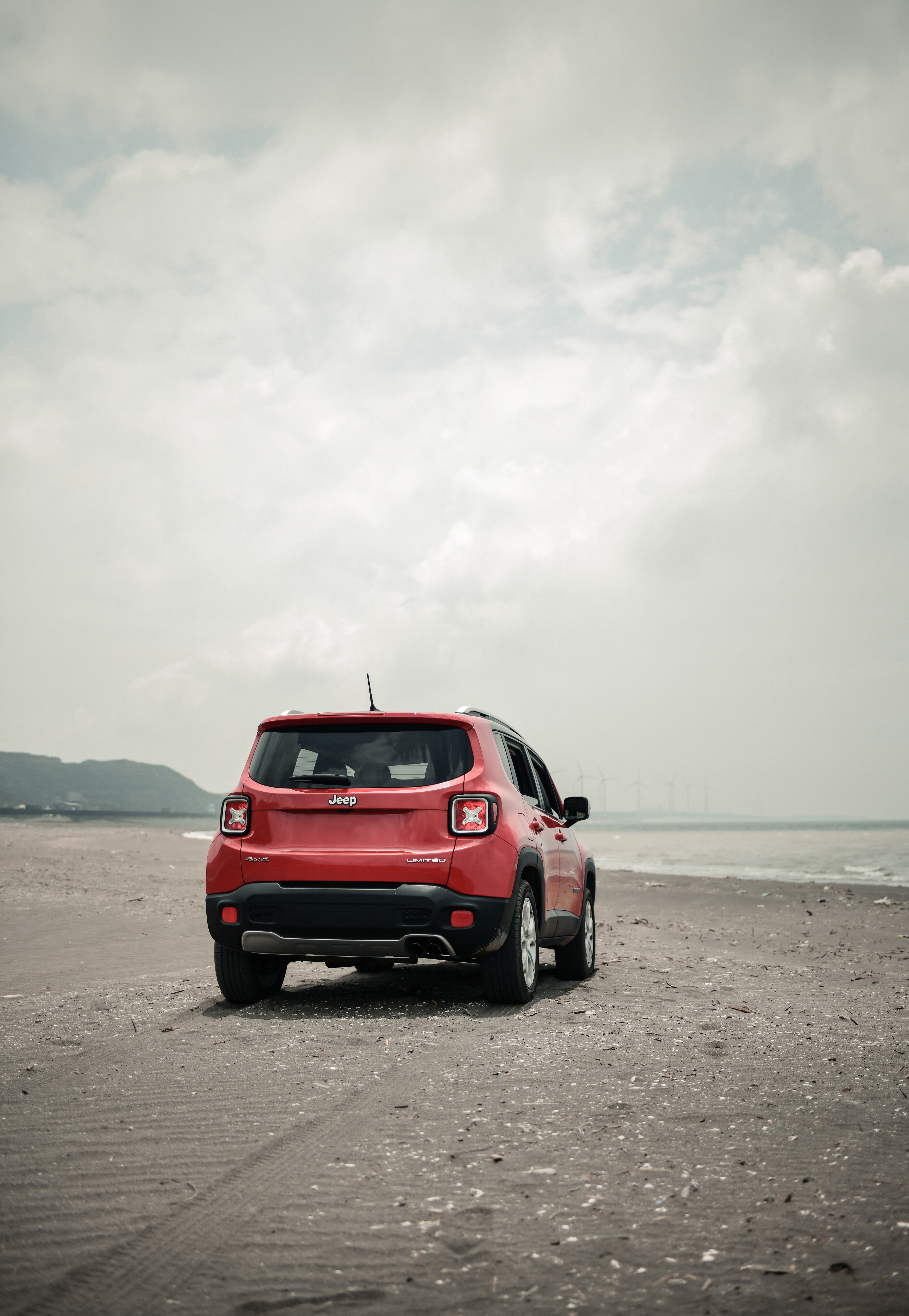 beach, cars, red, suv, jeep, back view, rear view, off road, impassability, jeep renegade