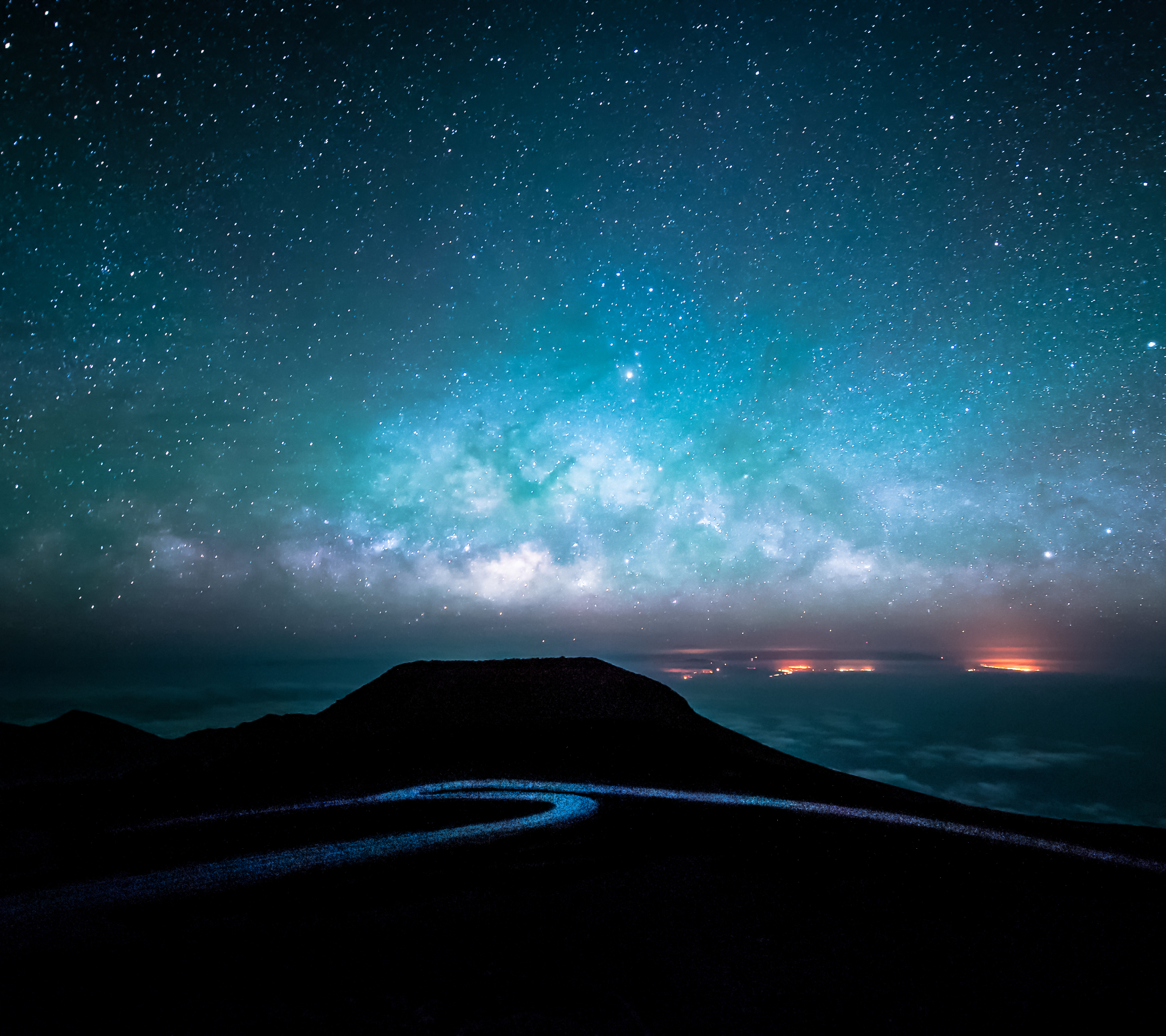 Descarga gratis la imagen Cielo, Estrellas, Noche, Cielo Estrellado, Vía Láctea, Carretera, Tierra/naturaleza, La Carretera en el escritorio de tu PC