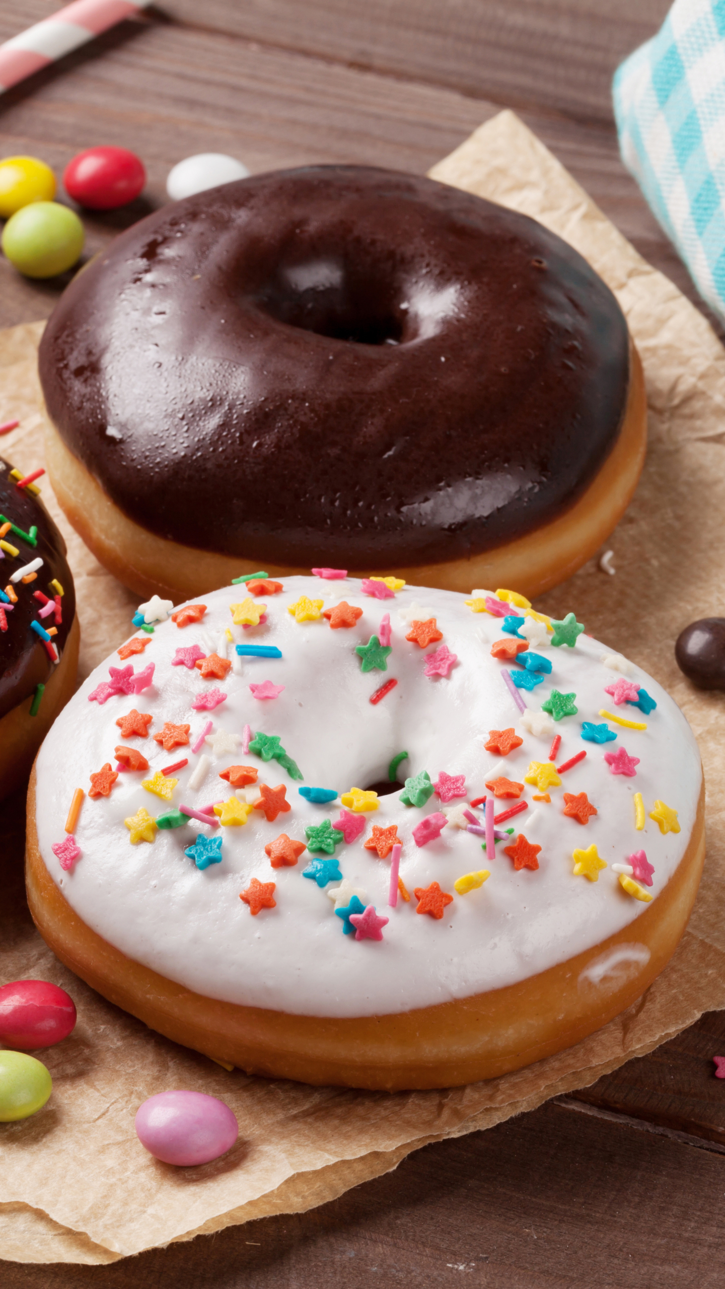 Download mobile wallpaper Food, Sweets, Doughnut, Candy for free.