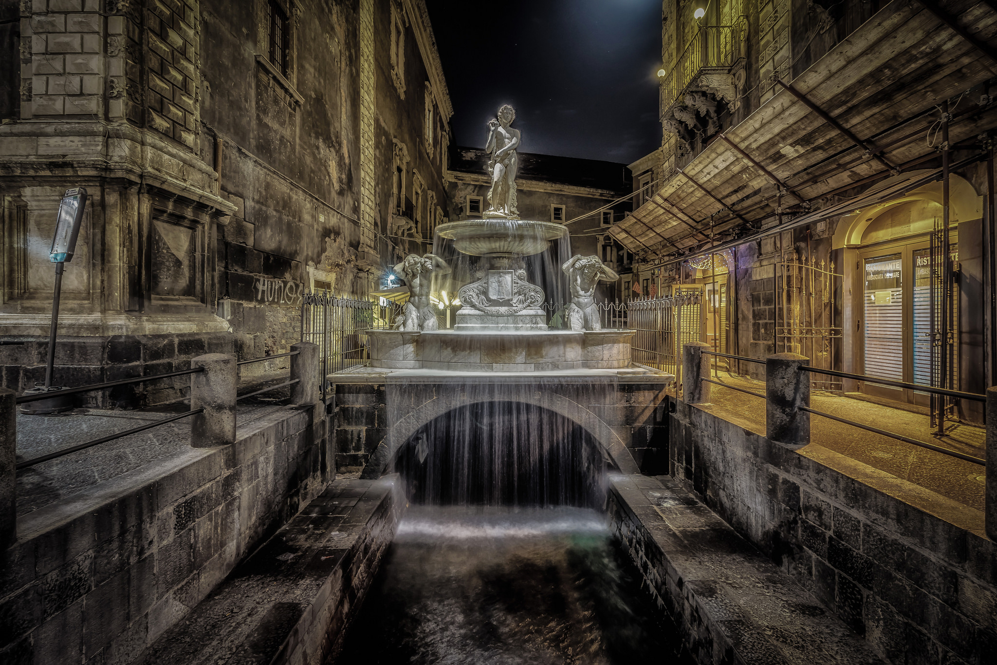 Download mobile wallpaper Night, Fountain, Statue, Man Made for free.