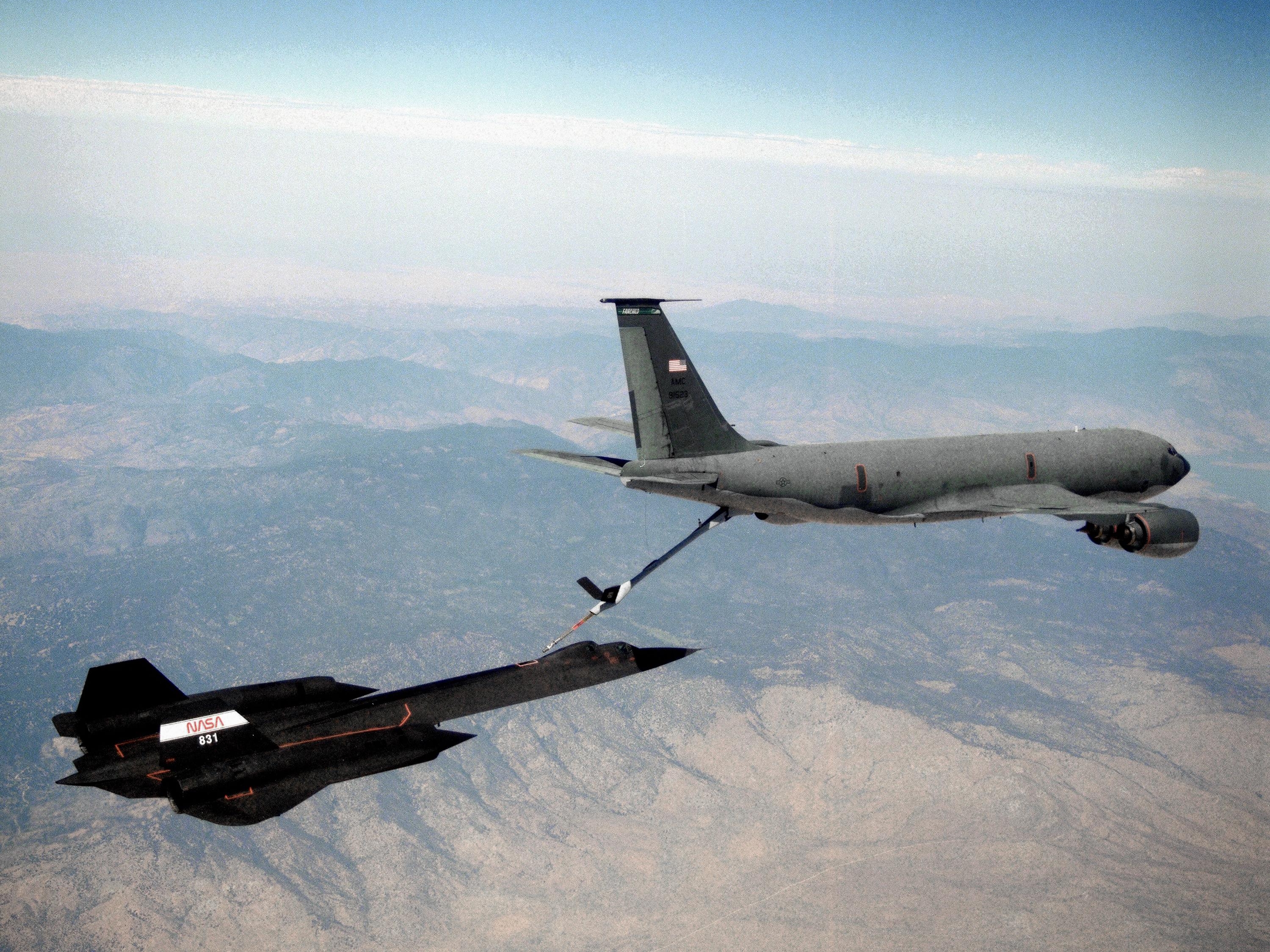 Скачати мобільні шпалери Lockheed Sr 71 Blackbird, Військова Авіація, Військовий безкоштовно.