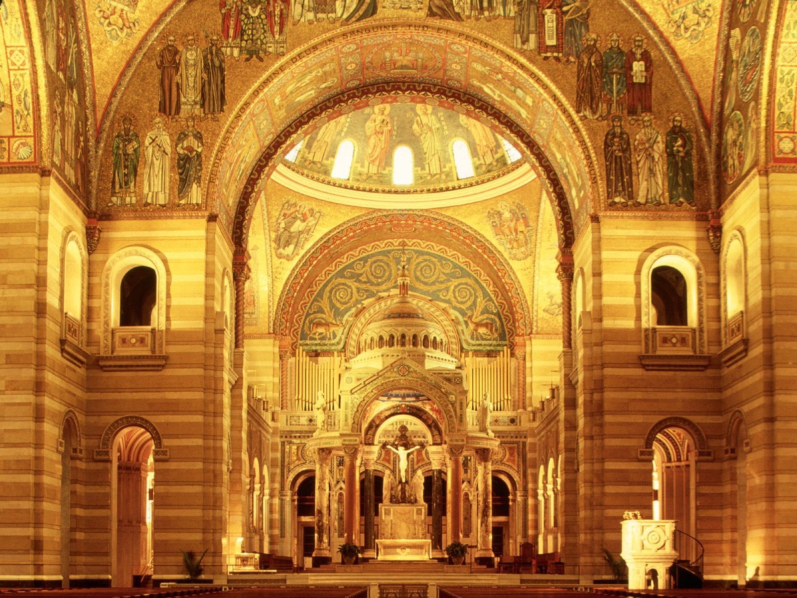 Laden Sie Kathedrale Basilika Von Saint Louis HD-Desktop-Hintergründe herunter