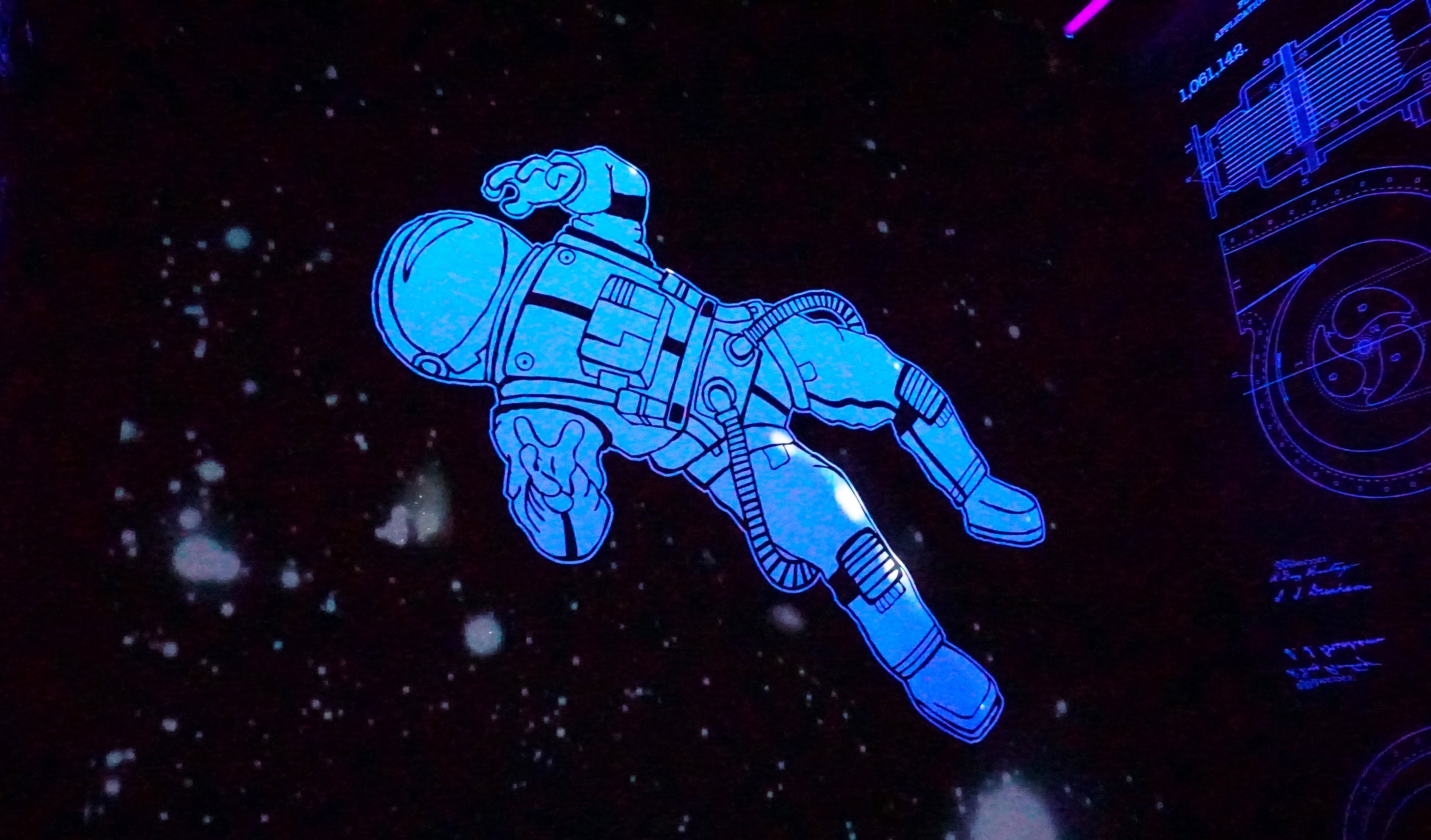 68805 скачать картинку космонавт, скафандр, арт, звезды, астронавт - обои и заставки бесплатно