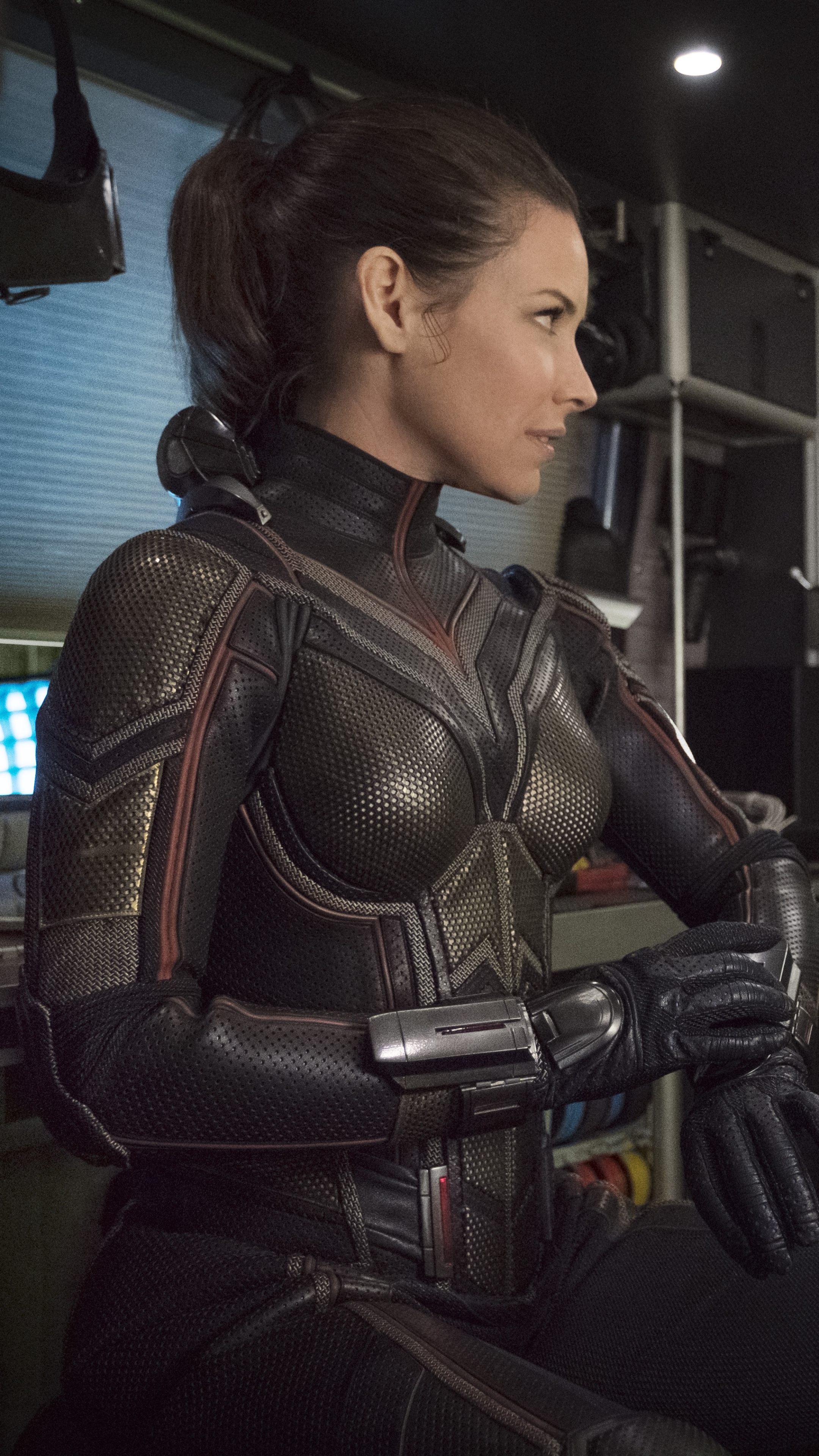 Download mobile wallpaper Movie, Superhero, Evangeline Lilly, Hope Van Dyne, Ant Man And The Wasp for free.