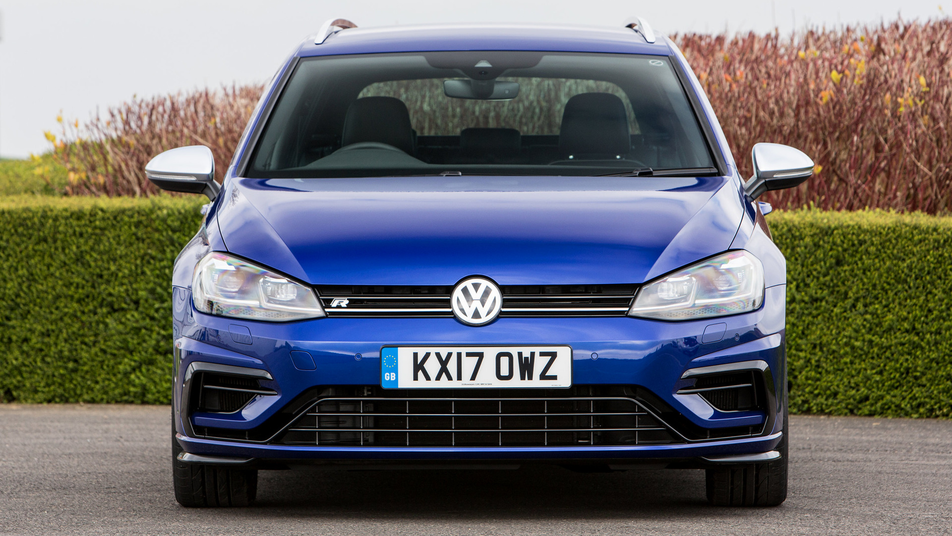 Download mobile wallpaper Volkswagen, Car, Hatchback, Compact Car, Vehicles, Volkswagen Golf R for free.