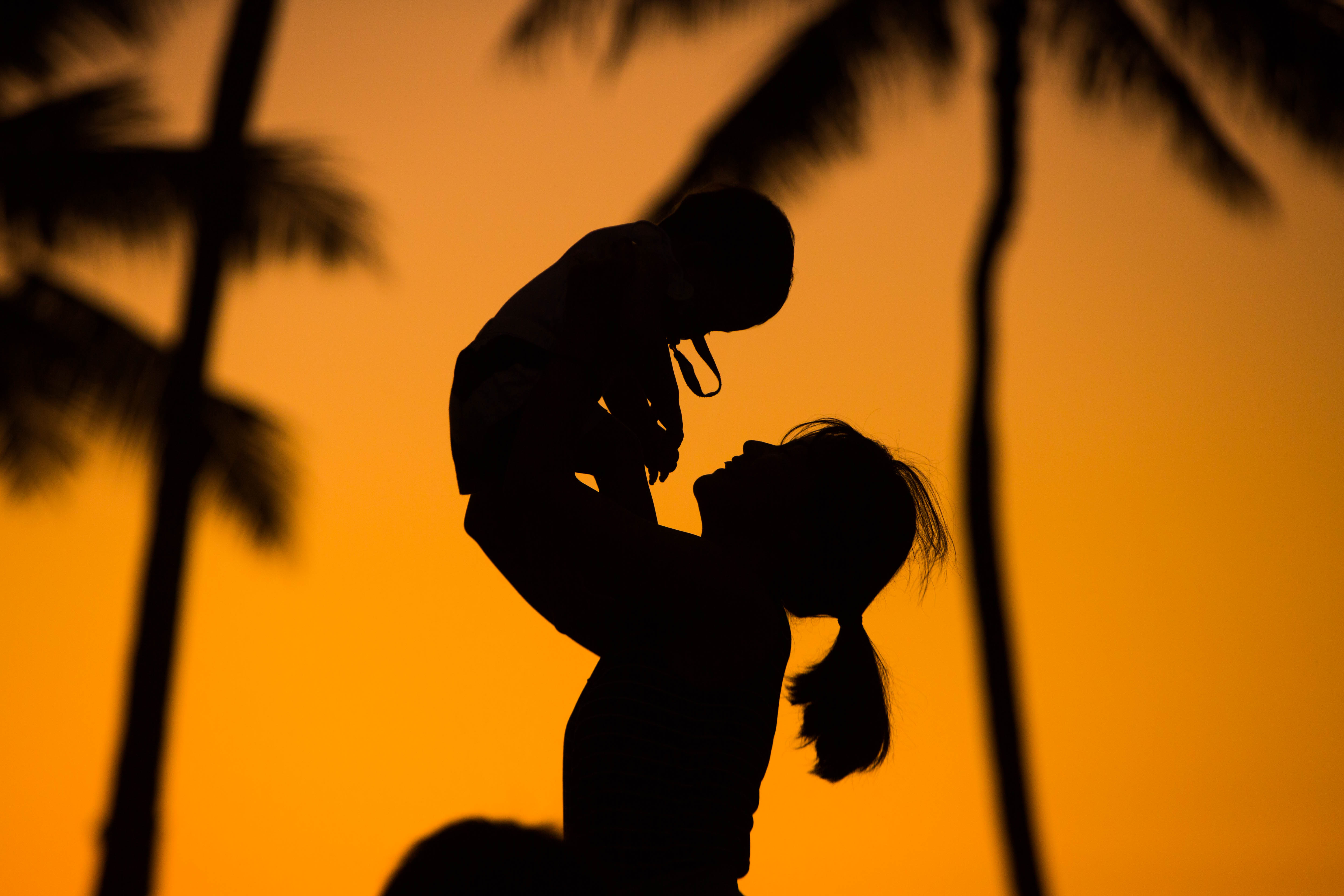 mother, child, dark, sunset, silhouettes HD wallpaper