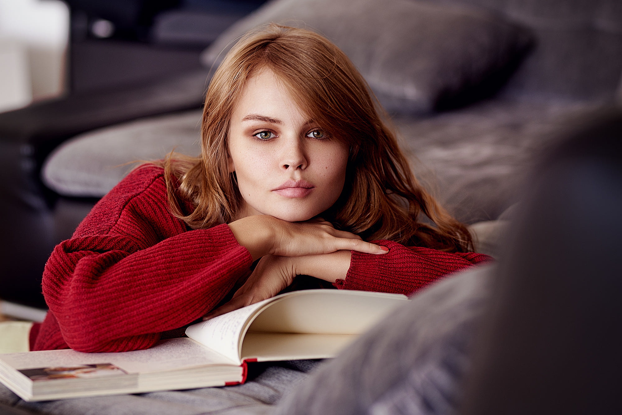 Download mobile wallpaper Redhead, Book, Russian, Model, Women, Anastasiya Scheglova for free.